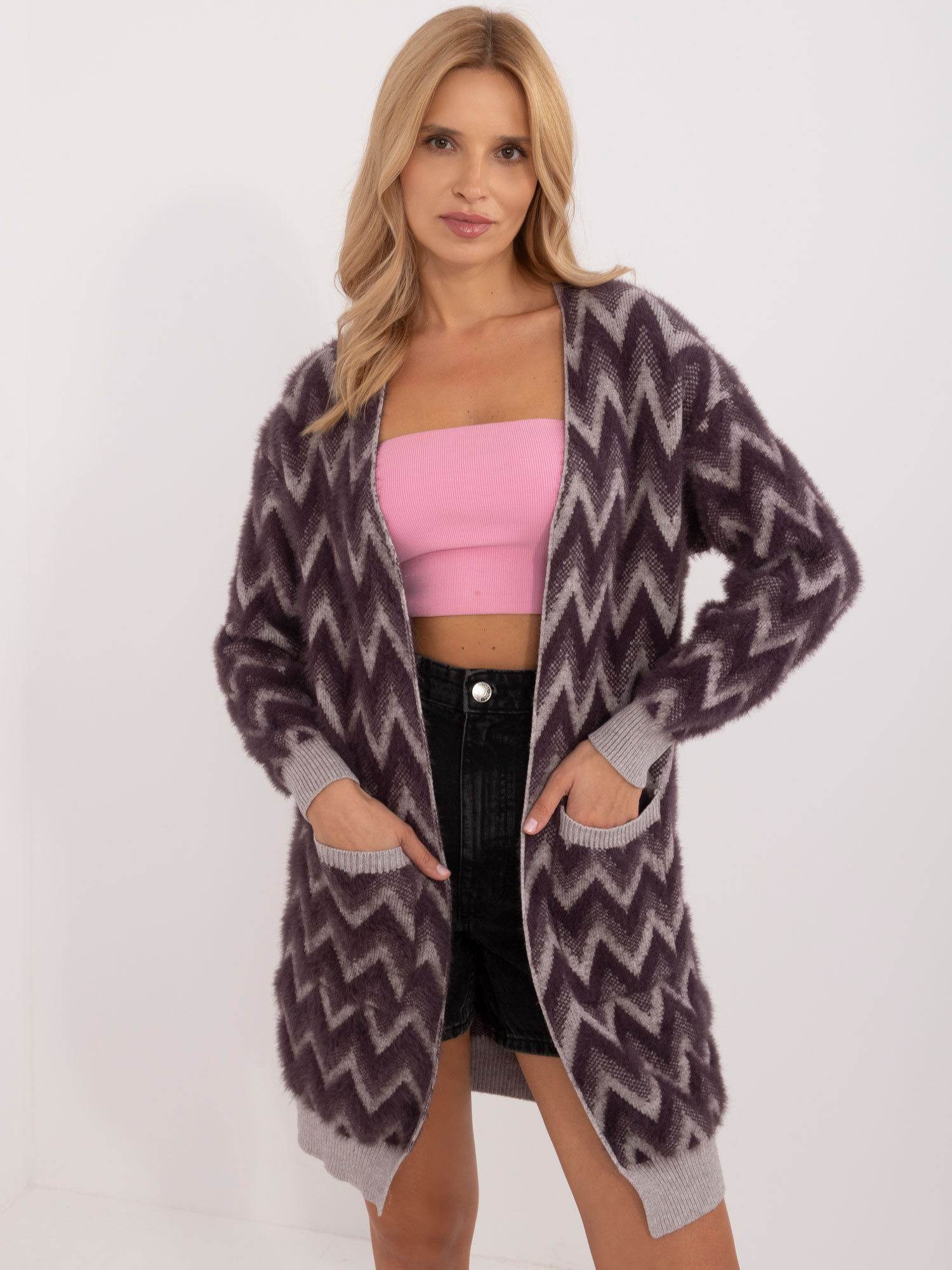 Tmavofialový dámsky vzorovaný kardigán bez zapínania AT-SW-2340-A.00-dark purple Veľkosť: ONE SIZE
