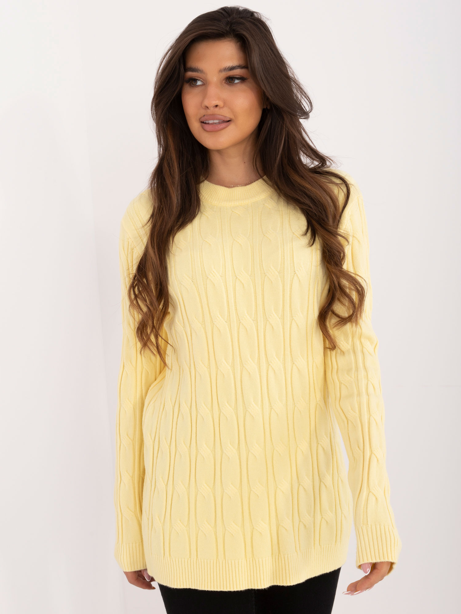 Žltý klasický pletený sveter -AT-SW-2343.88-yellow Veľkosť: ONE SIZE