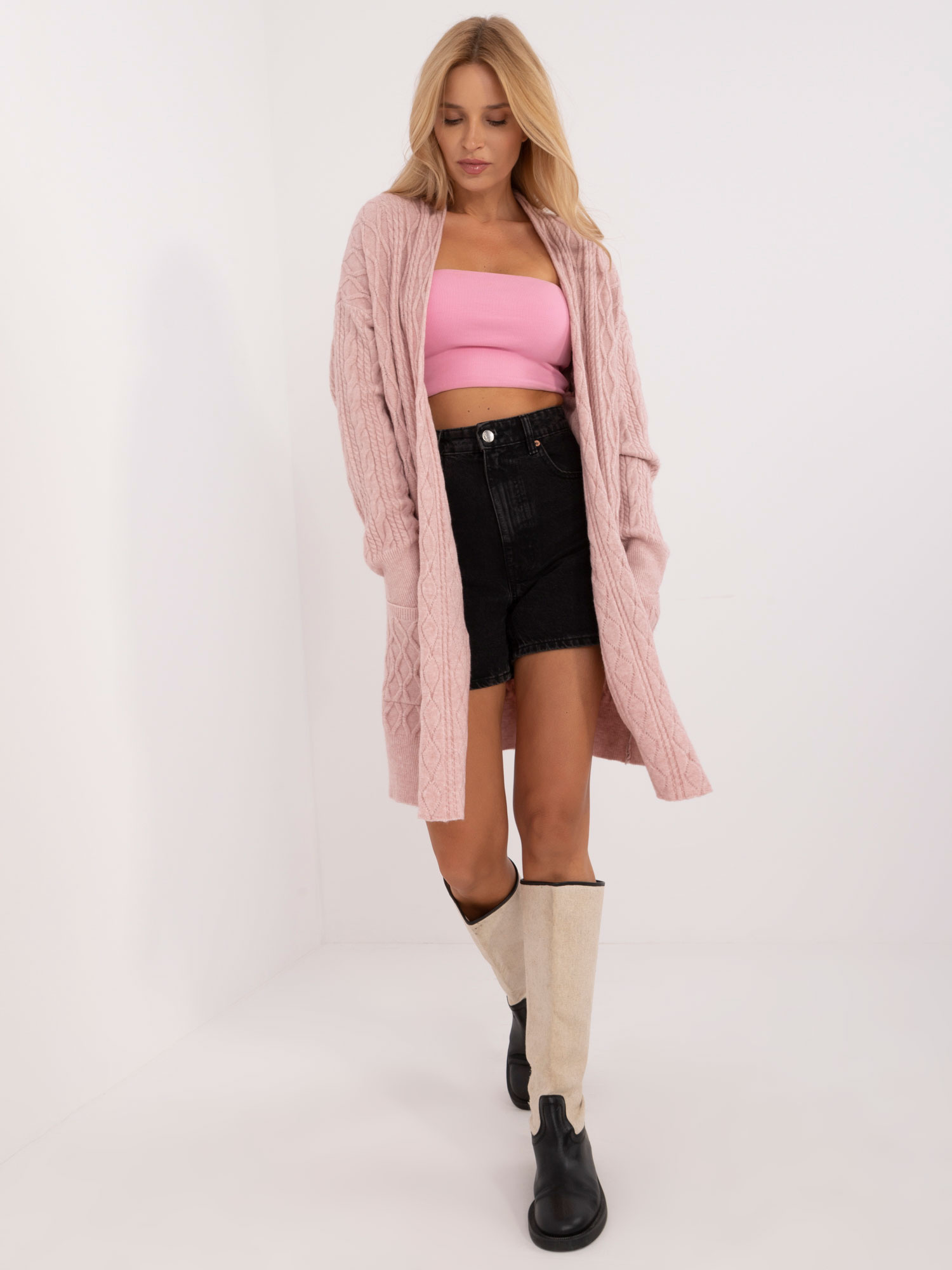 Púdrový pletený kardigán s vreckami -AT-SW-2366.61 powder pink Veľkosť: ONE SIZE