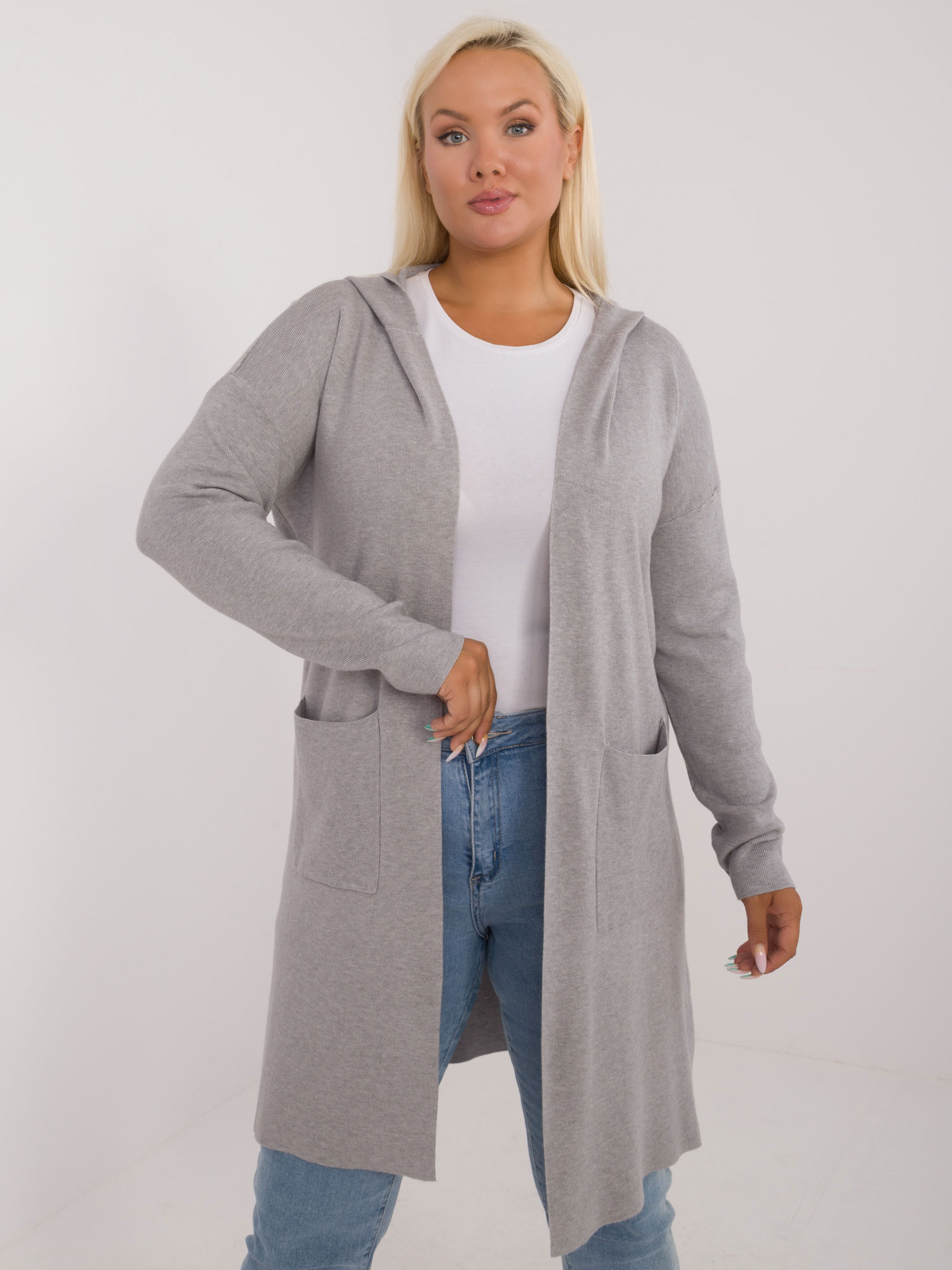 Svetlosivý dámsky dlhý sveter s kapucňou PM-SW-PM728.02-light grey Veľkosť: XL/2XL