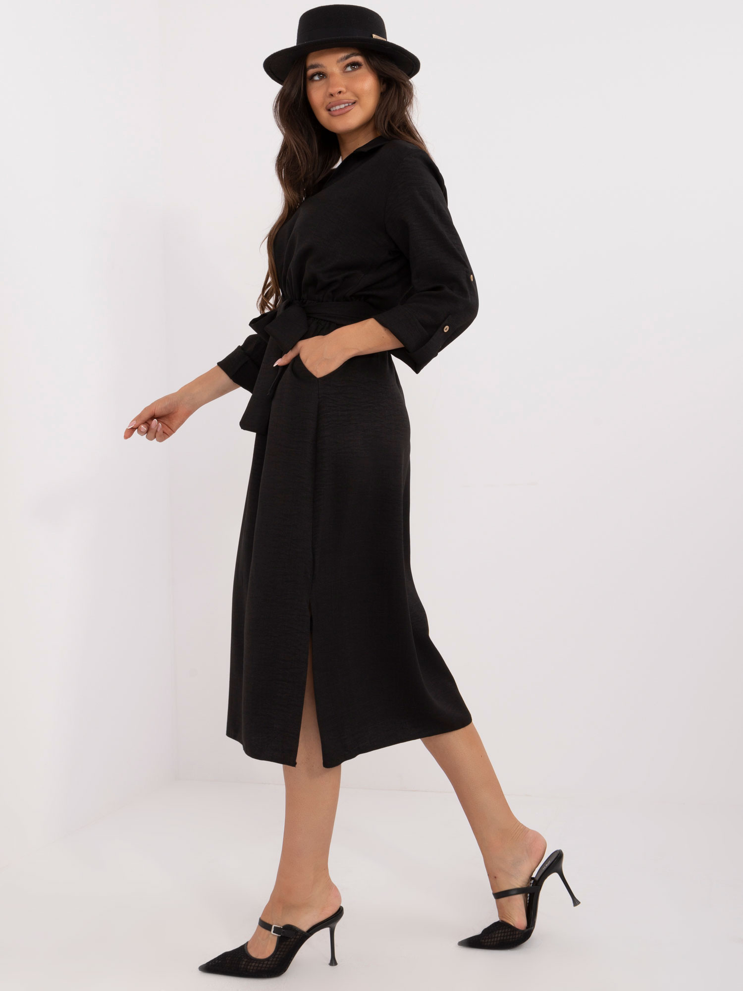 Čierne dámske midi šaty s rozparkom LK-SK-509646.91-black Veľkosť: S/M