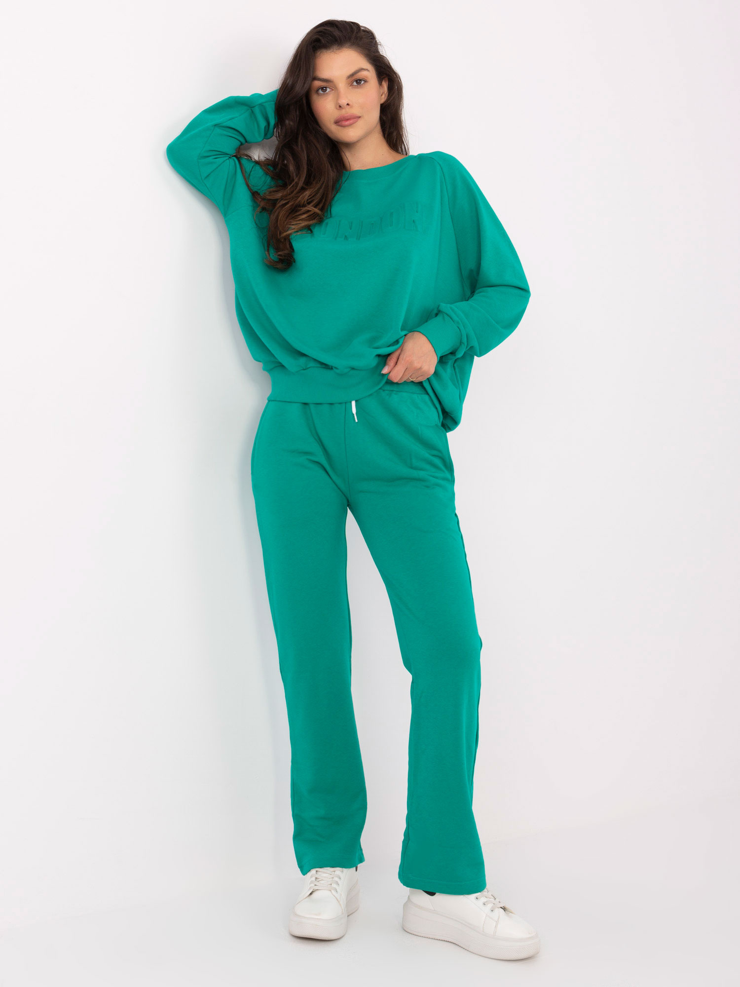 Zelená oversize dámska tepláková súprava EM-KMPL-930.61-green Veľkosť: ONE SIZE