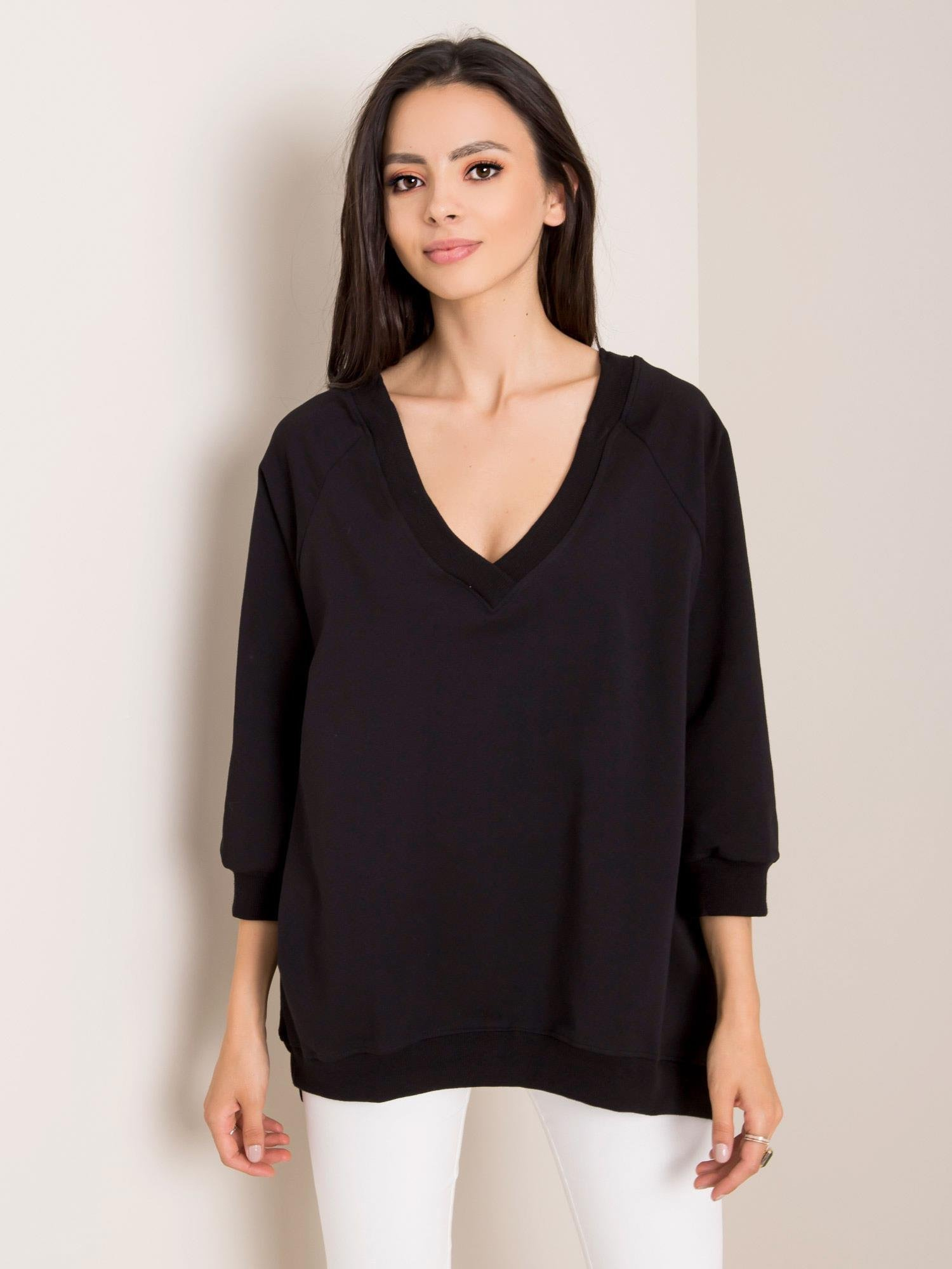 Čierna dámska mikina s výstrihom RV-BL-5676.09-black Veľkosť: S/M