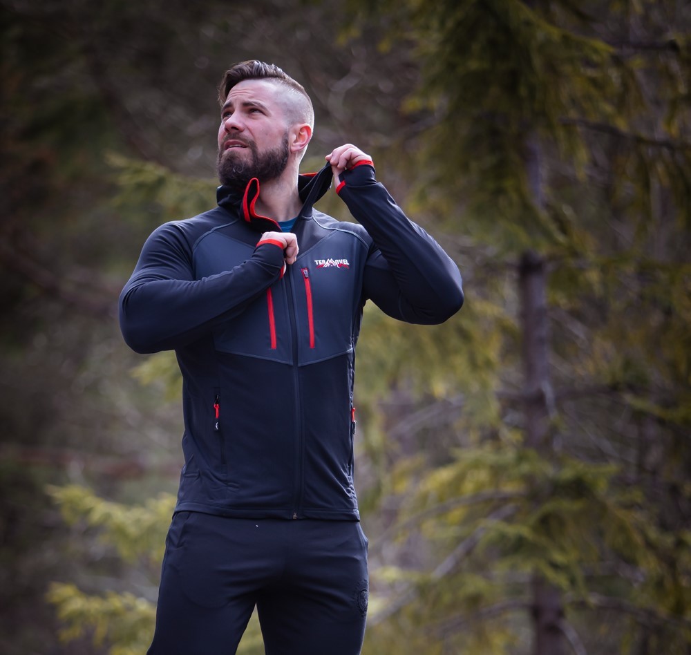 Čierna pánska termo mikina na zips Veľkosť: 2XL