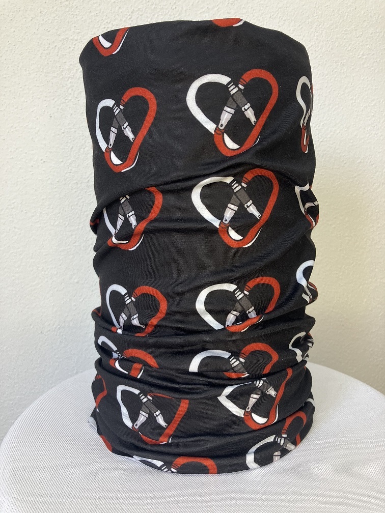 Čierny multifunkčný nákrčník s potlačou Veľkosť: ONE SIZE