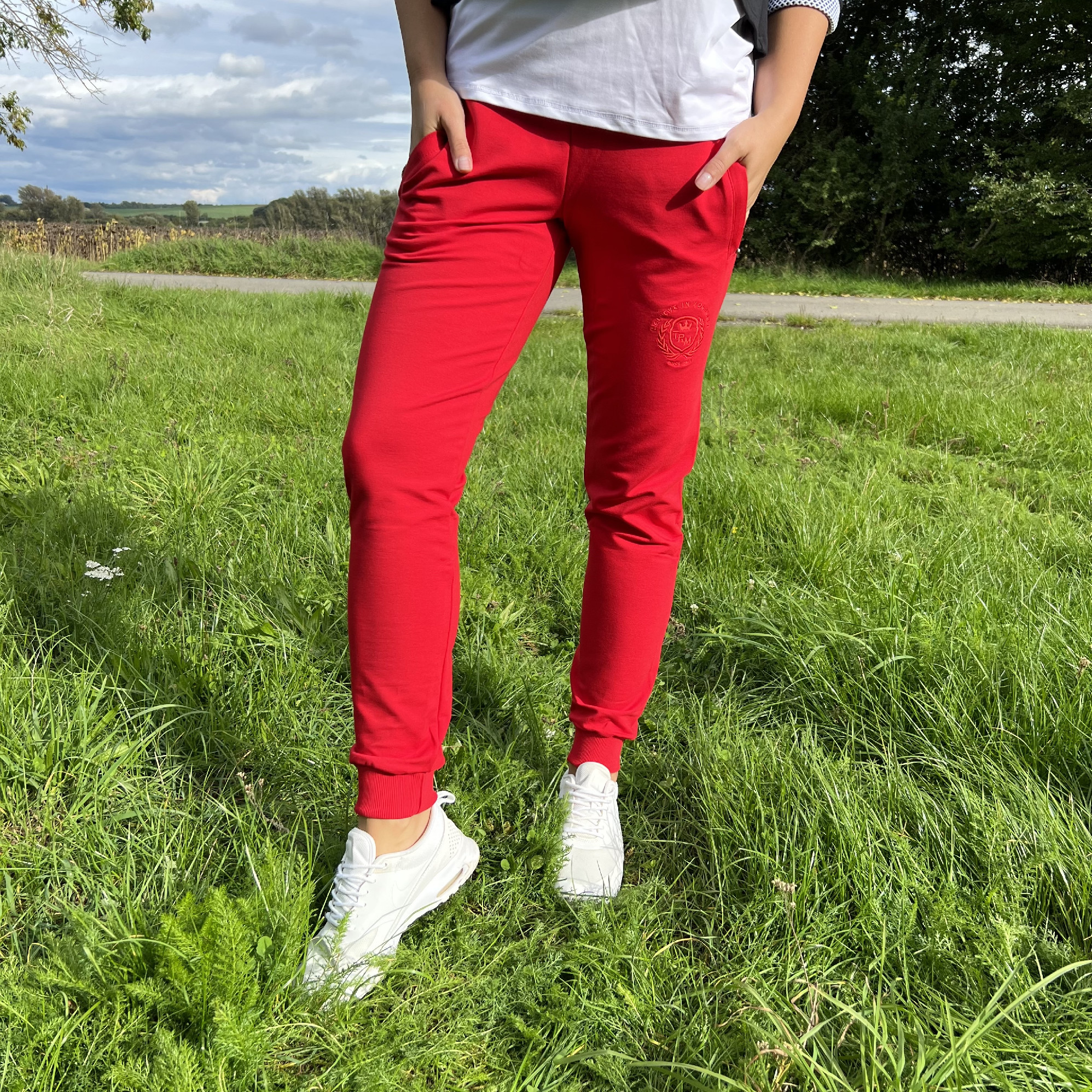 Dámske červené bavlnené tepláky Veľkosť: S