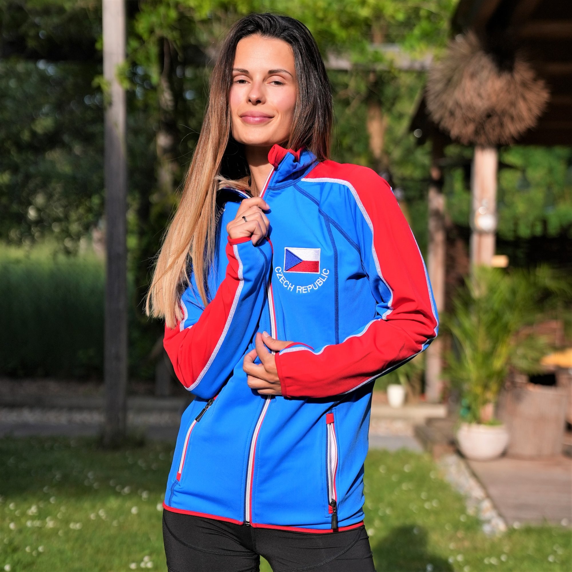 Dámska celoročná mikina na zips vo farbách trikolóry Veľkosť: S