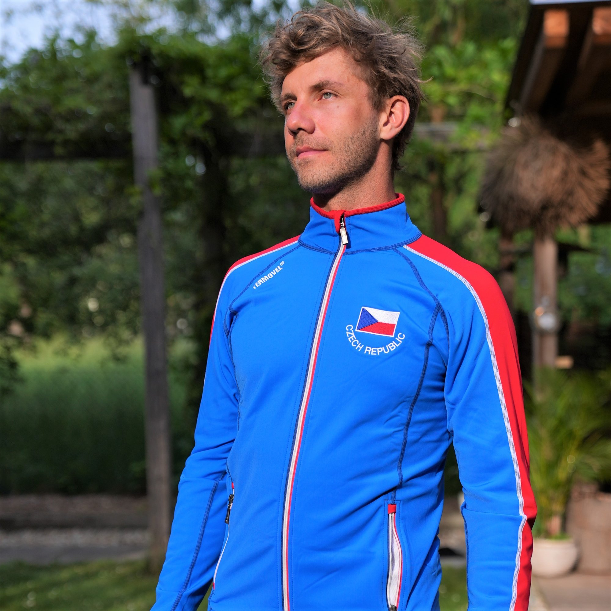 Pánska celoročná mikina na zips vo farbách trikolóry Veľkosť: M