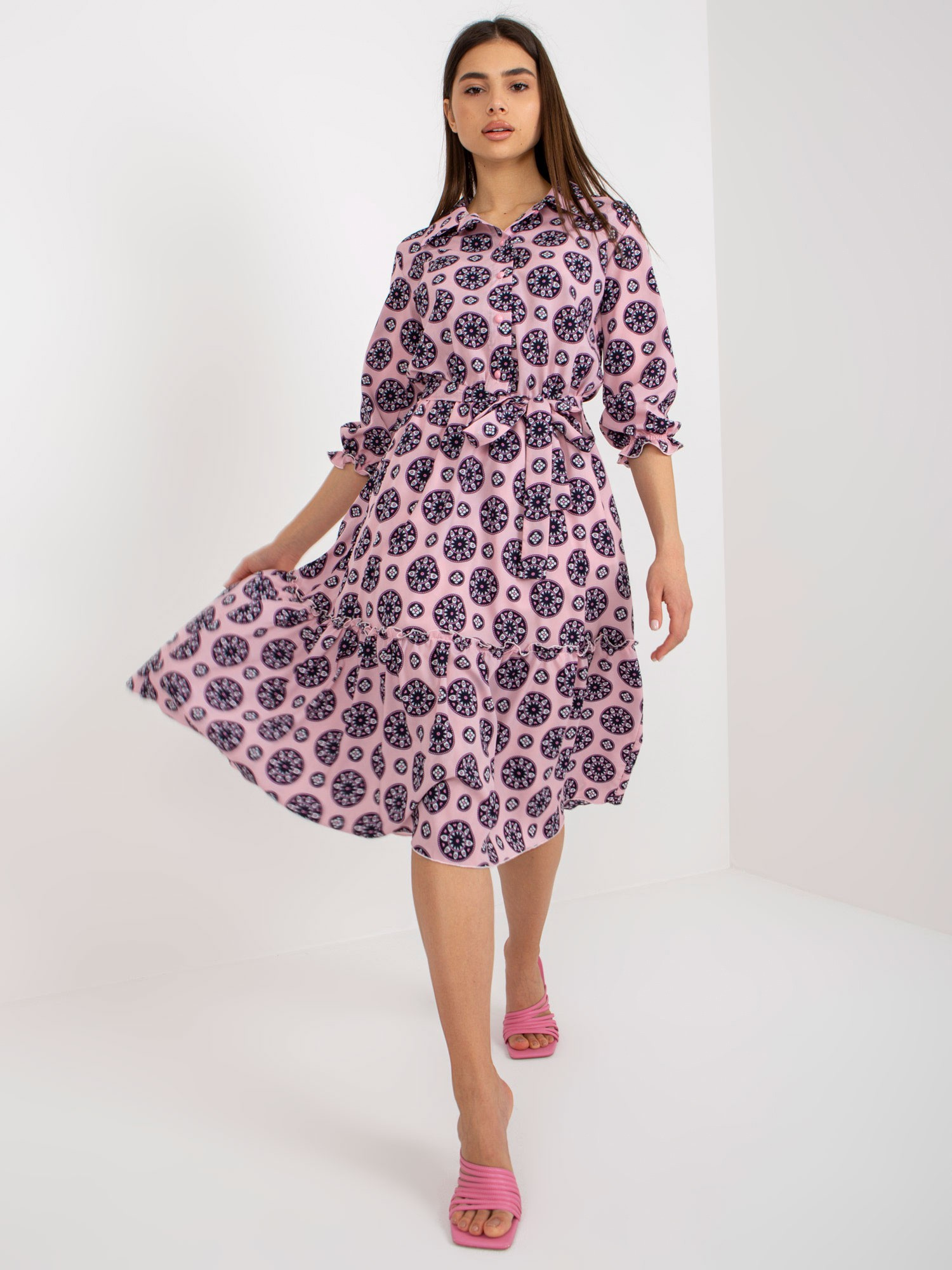Ružové vzorované košeľové šaty -LK-SK-508525-1.83-pink Veľkosť: 42