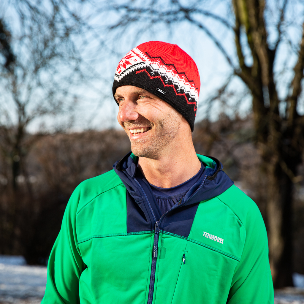 Pánska červená funkčná čiapka z merino vlny Veľkosť: M