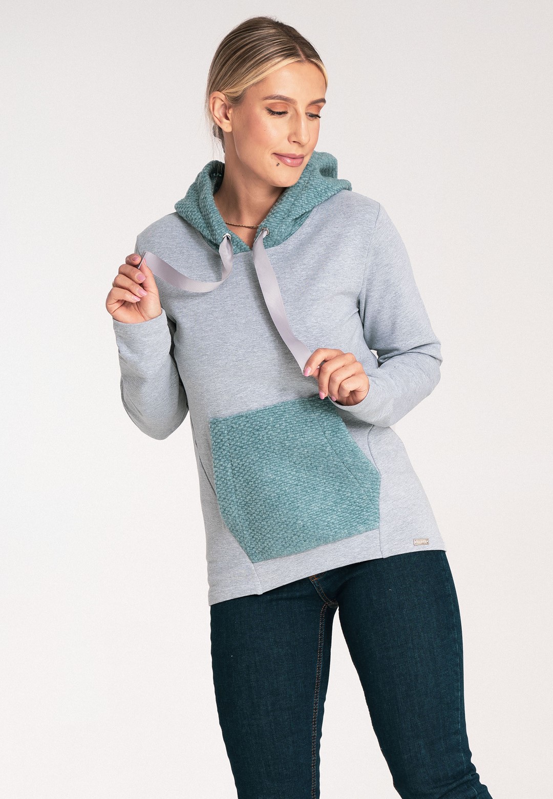 Dámska sivá mikina s mätovou kapucňou a vreckom M1045 mint Veľkosť: S