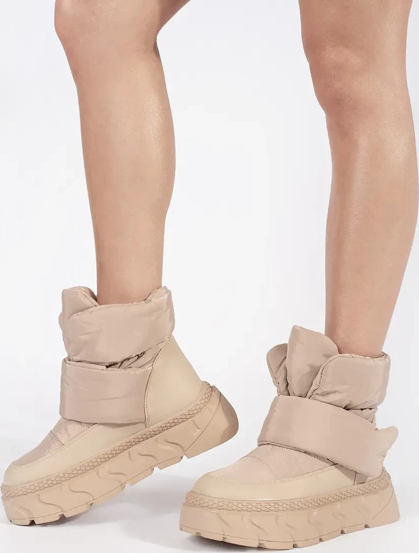 Béžové zateplené dámske snehule a hrubej podrážke JJ72KH Veľkosť: 36