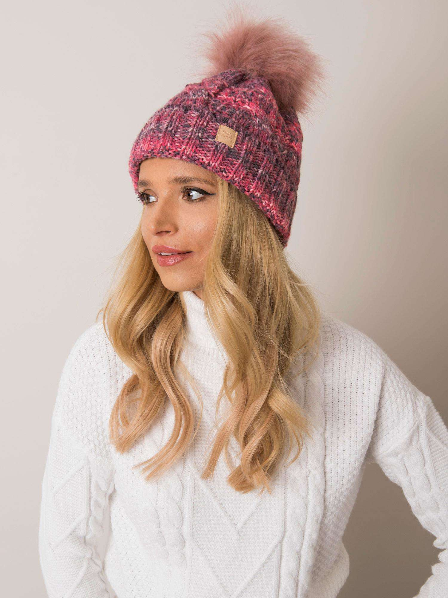 Ružová dámska čiapka s brmbolcom JK-SK-2.67-pink Veľkosť: ONE SIZE