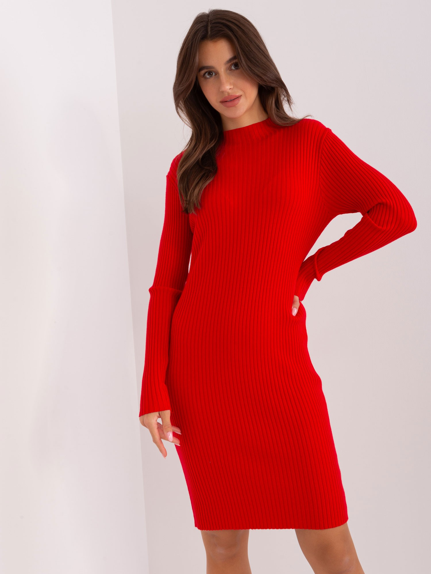 Červené rebrované úpletové šaty PM-SK-PM319.19-red Veľkosť: M/L