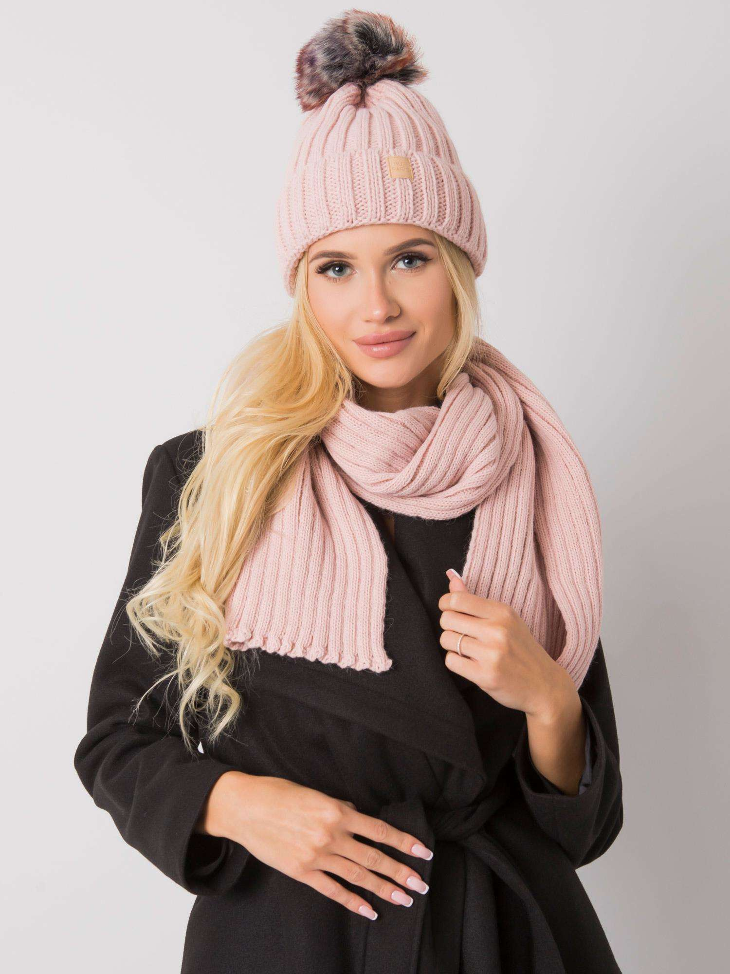 Púdrový pletený komplet čiapky a šála JK-KMPL-7-1.40X-powder pink Veľkosť: ONE SIZE