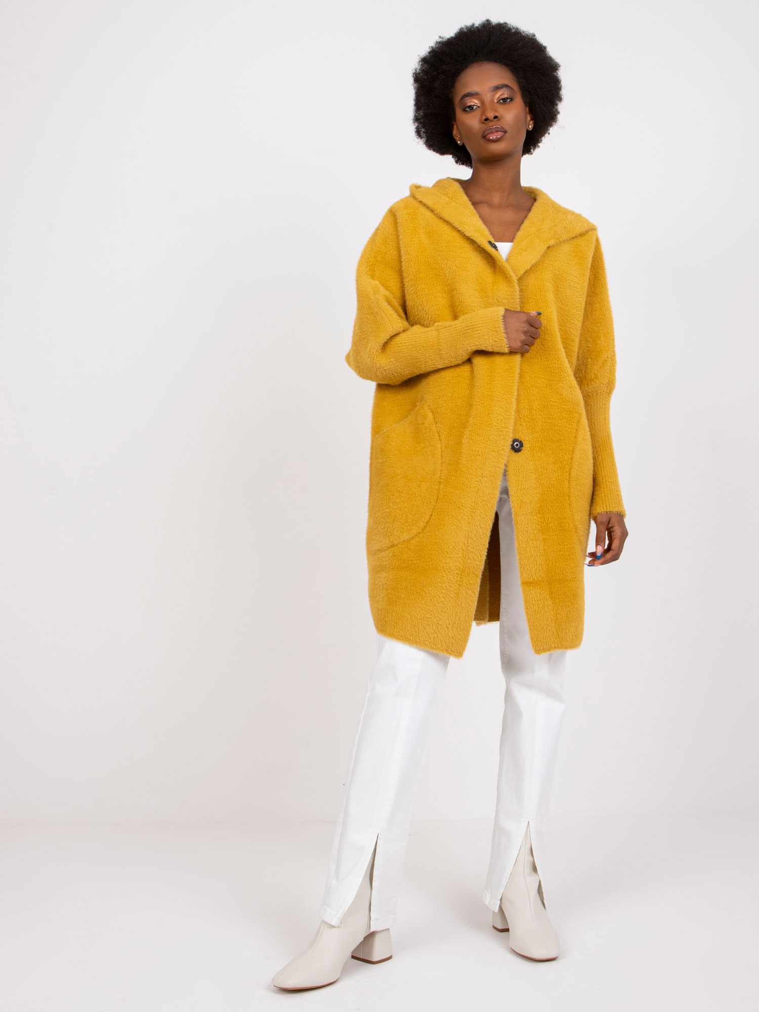 Horčicový teddy coat Carolyn -MBM-PL-1518.95P-mustard Veľkosť: ONE SIZE