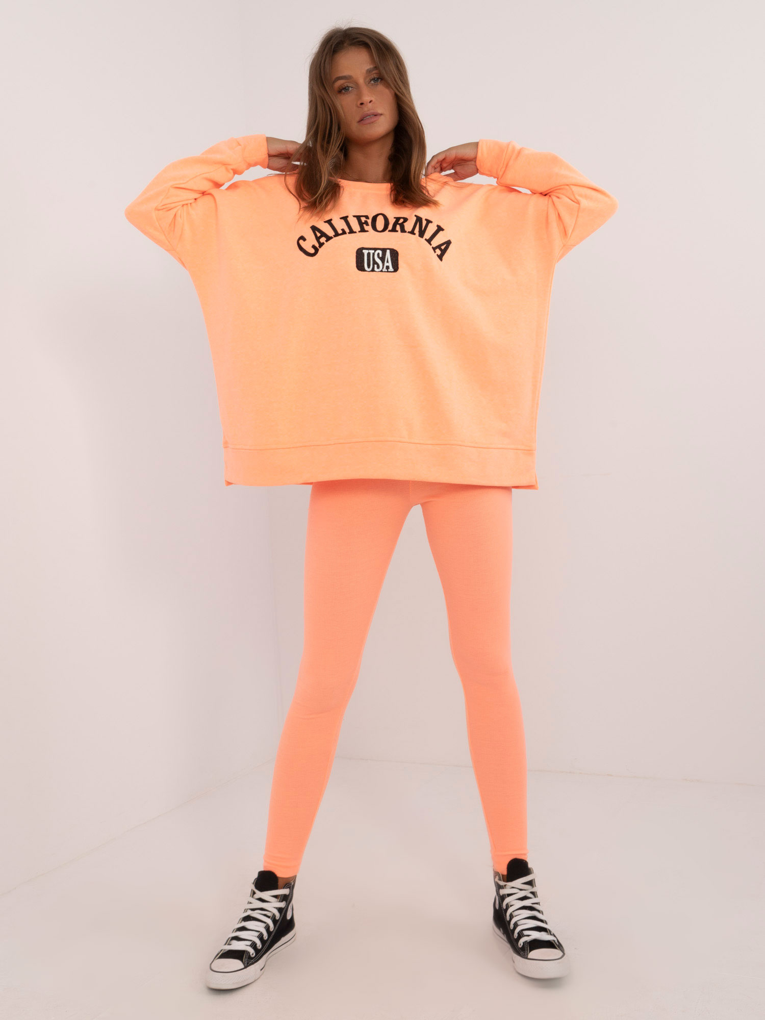 Neónovo oranžová dámska tepláková súprava s potlačou EM-KMPL-852.12X-fluo orange Veľkosť: ONE SIZE