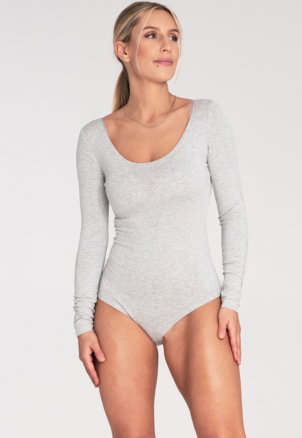 Svetlosivé klasické dámske body M1038 Grey Veľkosť: XL