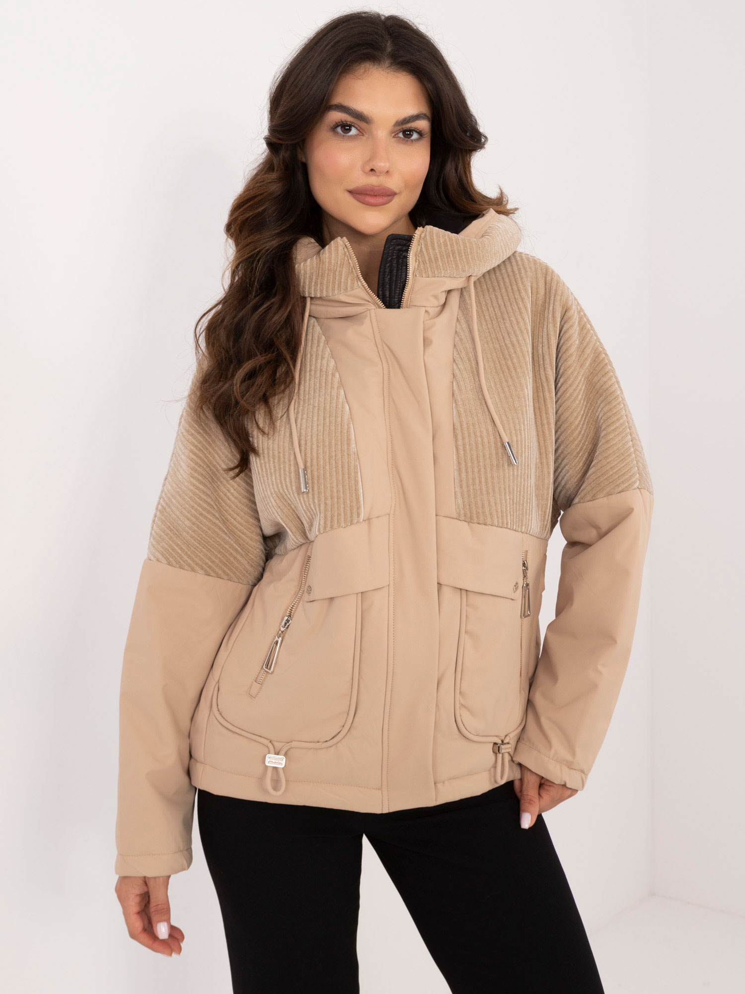 Béžová dámska prechodná bunda na zips MBM-KR-AJ218.42-beige Veľkosť: L