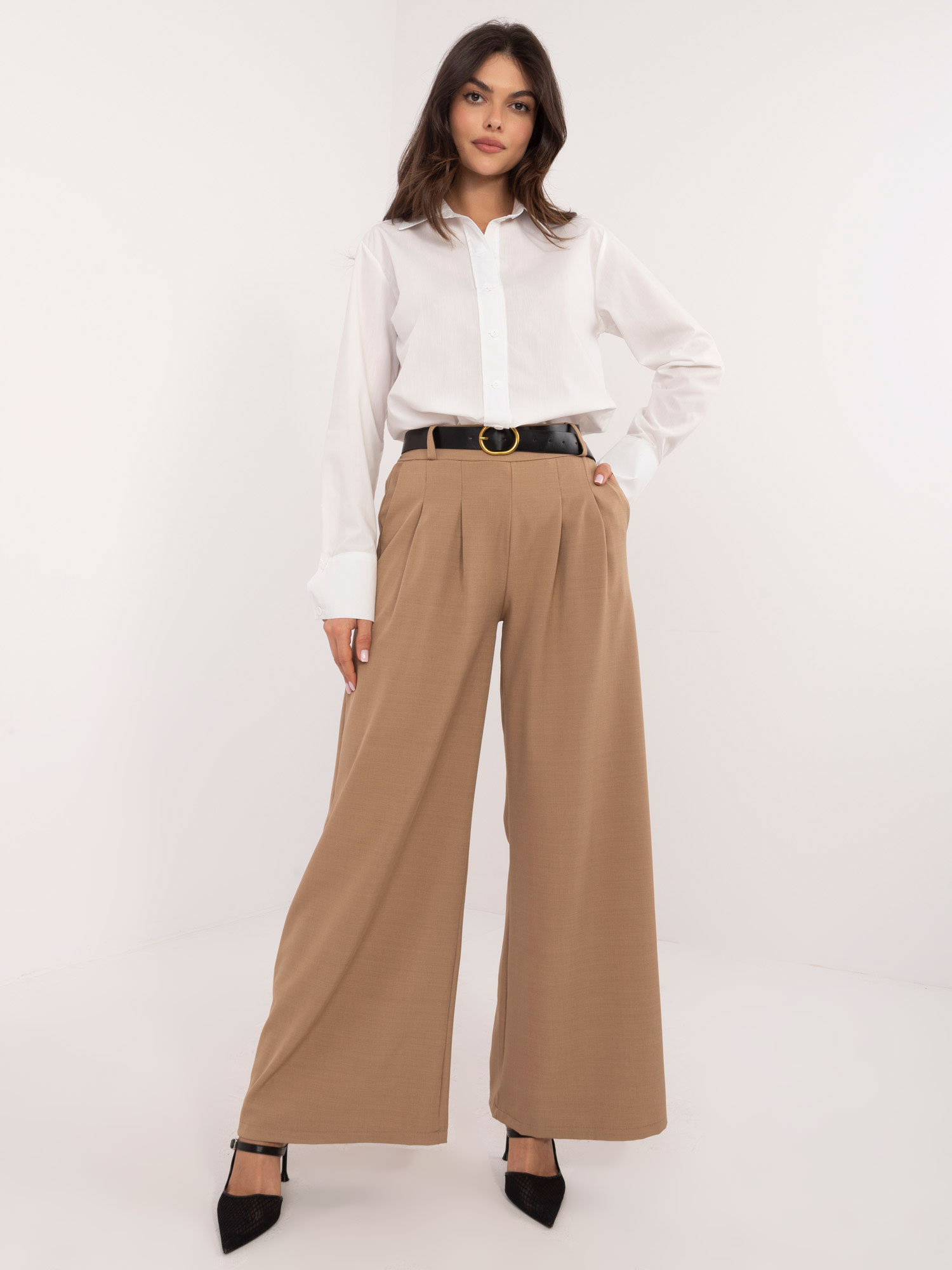 Dámske svetlohnedé široké nohavice s elastickým pásom DHJ-SP-19899-1.92P-camel Veľkosť: ONE SIZE
