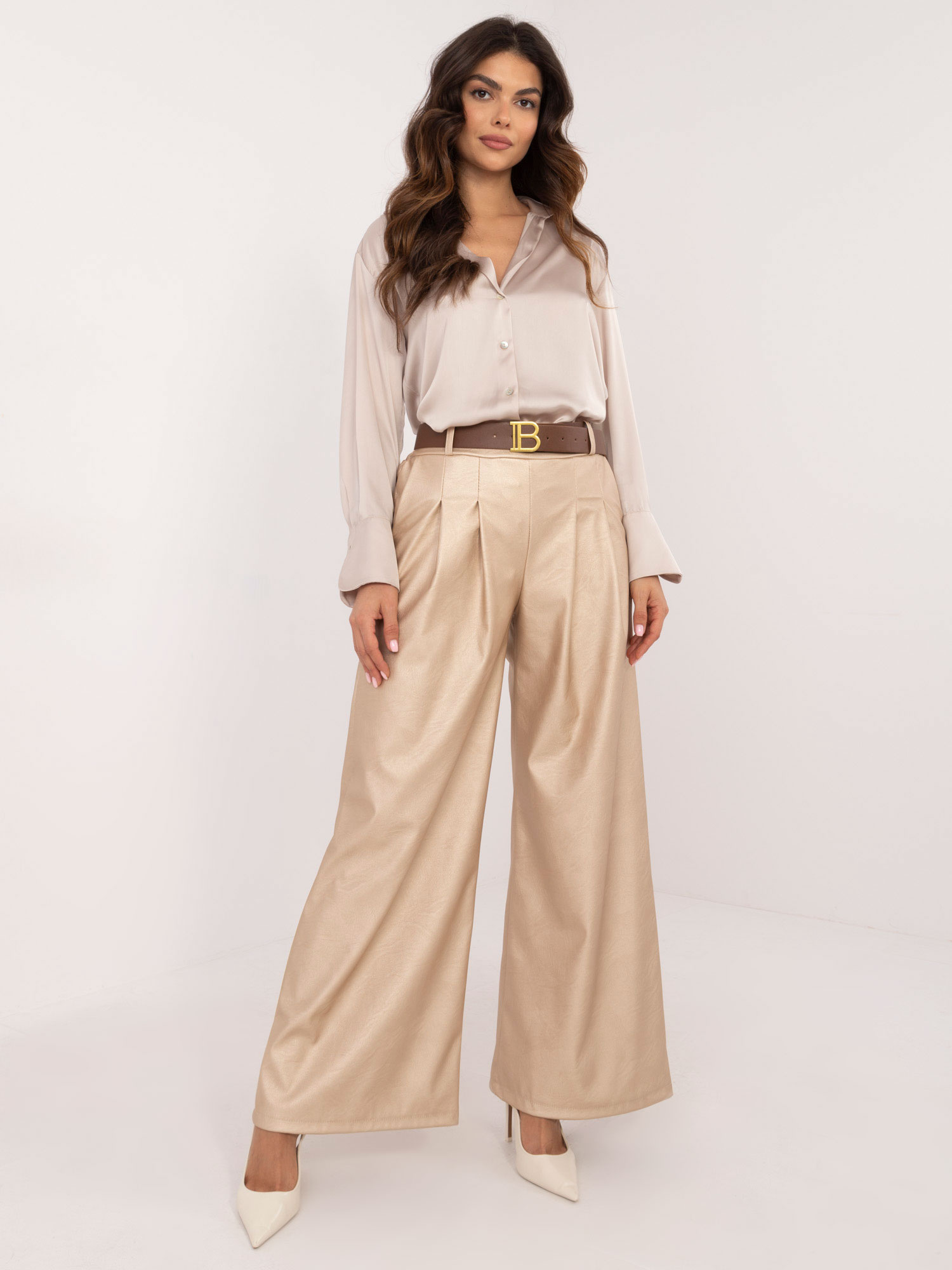 Béžové široké elegantné nohavice z ekokože s vreckami DHJ-SP-19899.22X-beige Veľkosť: ONE SIZE