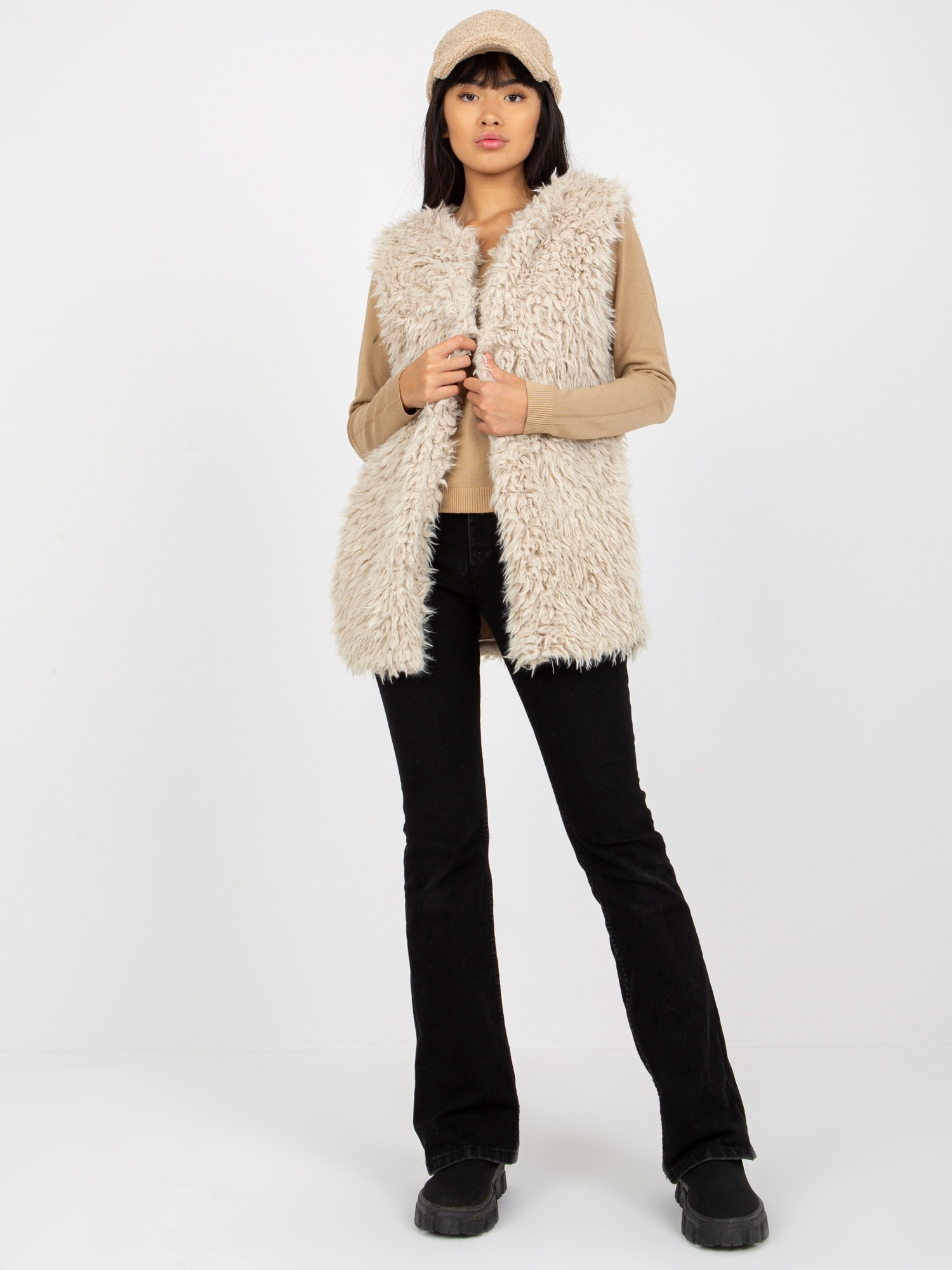 Béžová teddy vesta -AT-KZ-21501.22P-beige Veľkosť: S/M