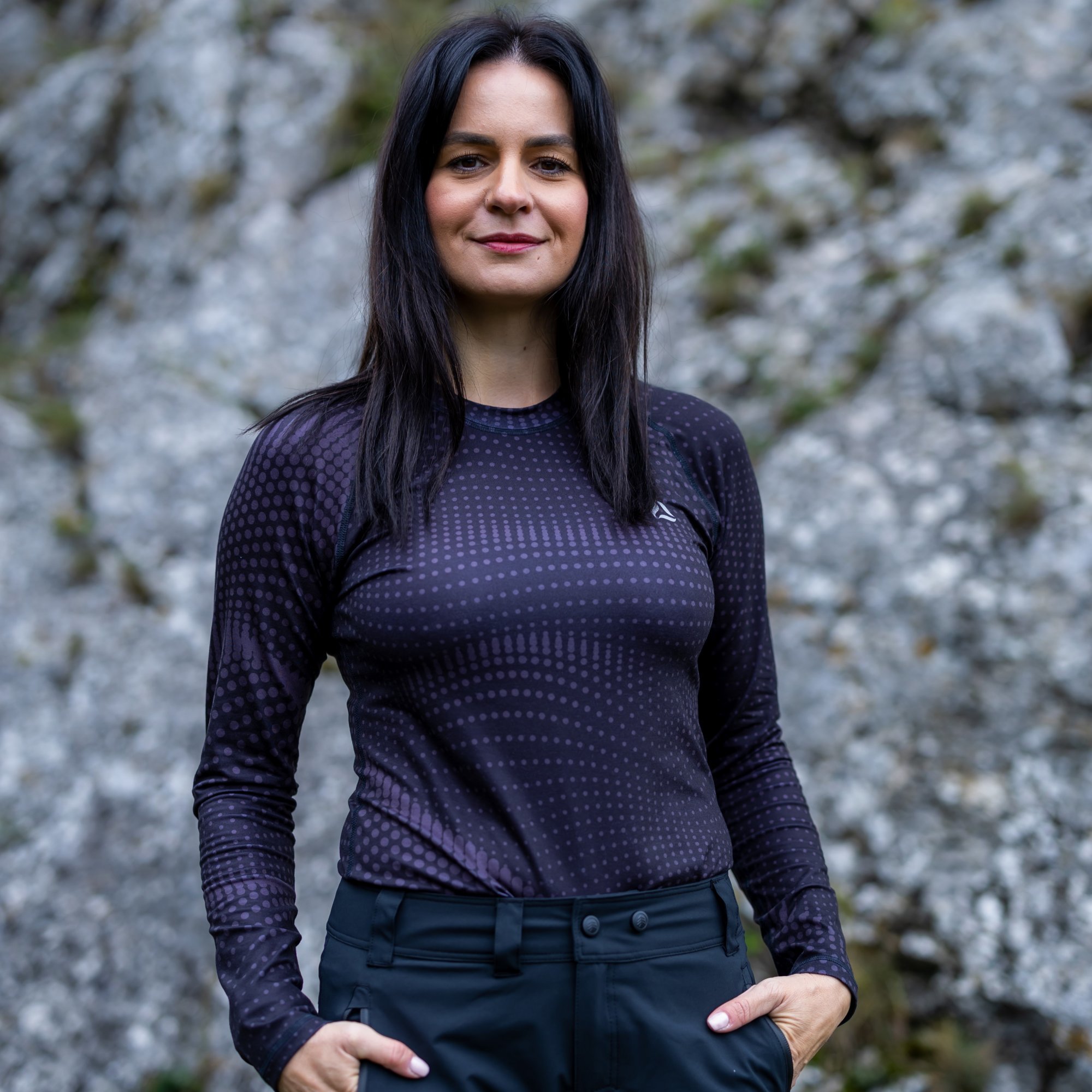 Dámske čierne funkčné tričko s potlačou Veľkosť: S