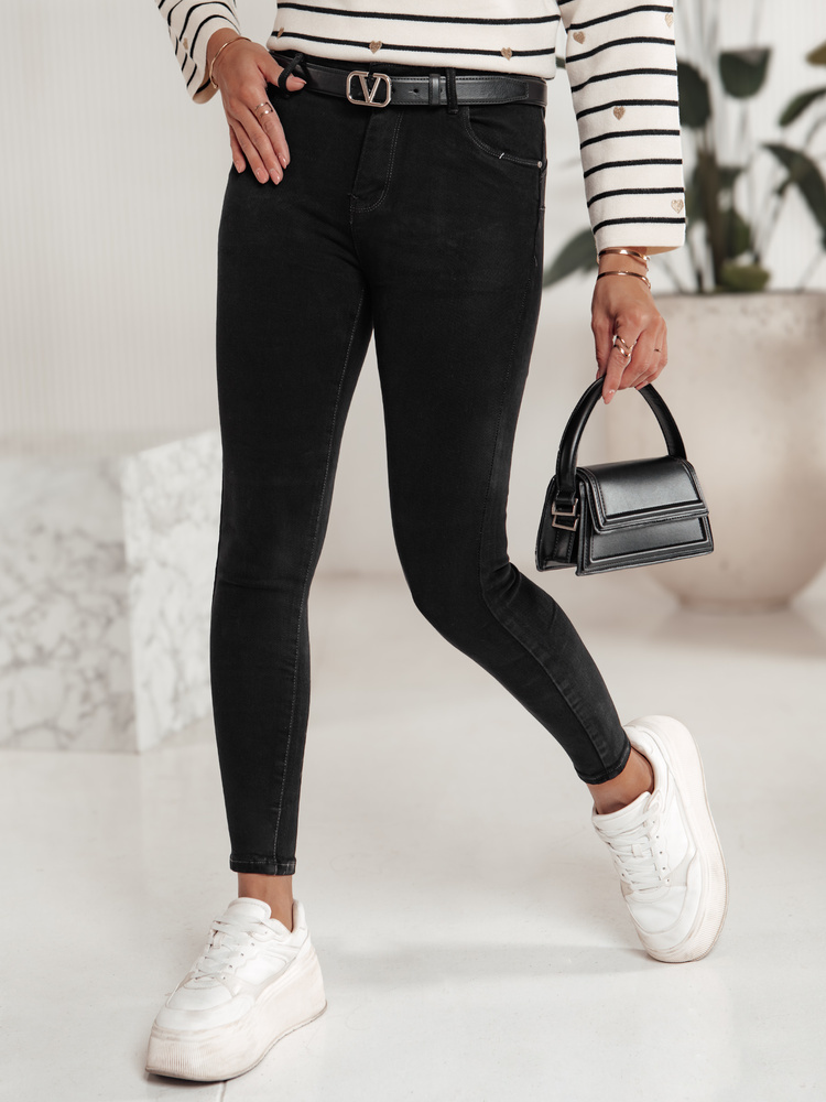 Čierne dámske skinny džínsy BLACKIN UY2221 Veľkosť: 28