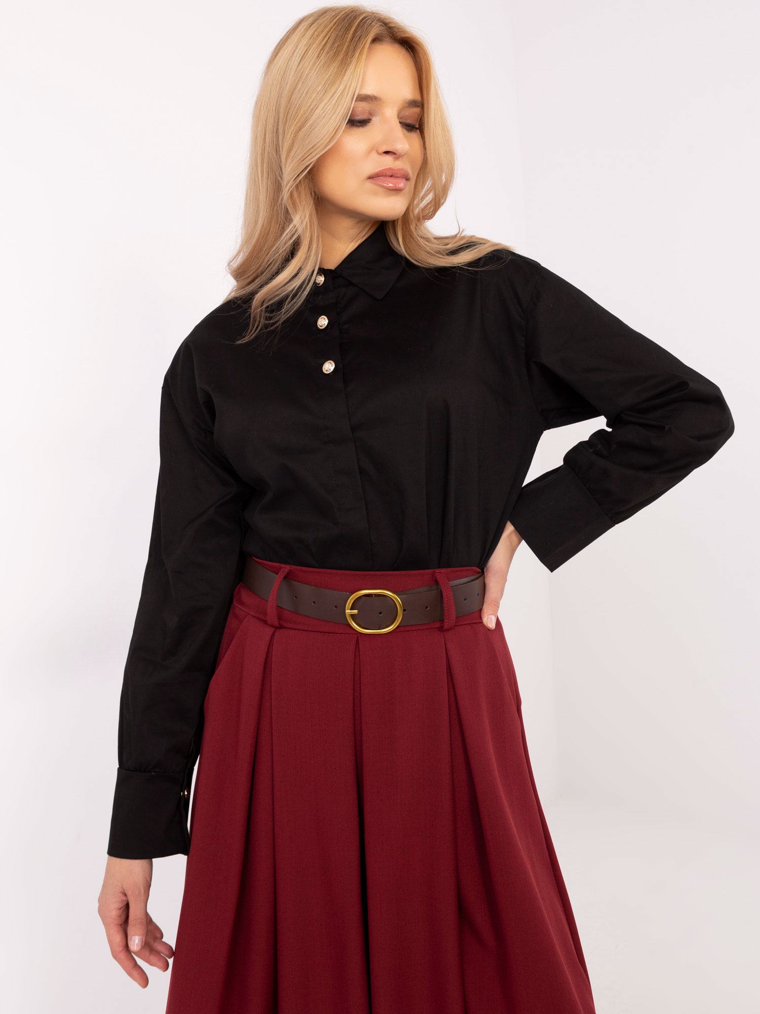 Čierna dámska elegantná košeľa s ozdobnými gombíkmi MI-KS-C238.04-black Veľkosť: ONE SIZE