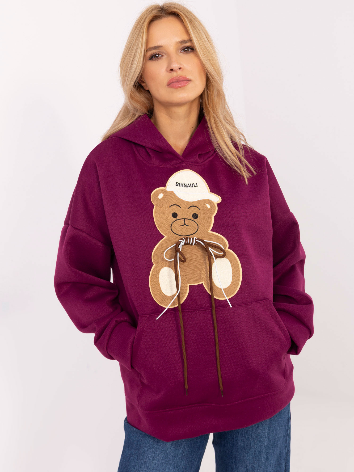 Fialová dámska mikina s veľkou nášivkou medvedíka DHJ-BL-A8695.65P-violet Veľkosť: ONE SIZE