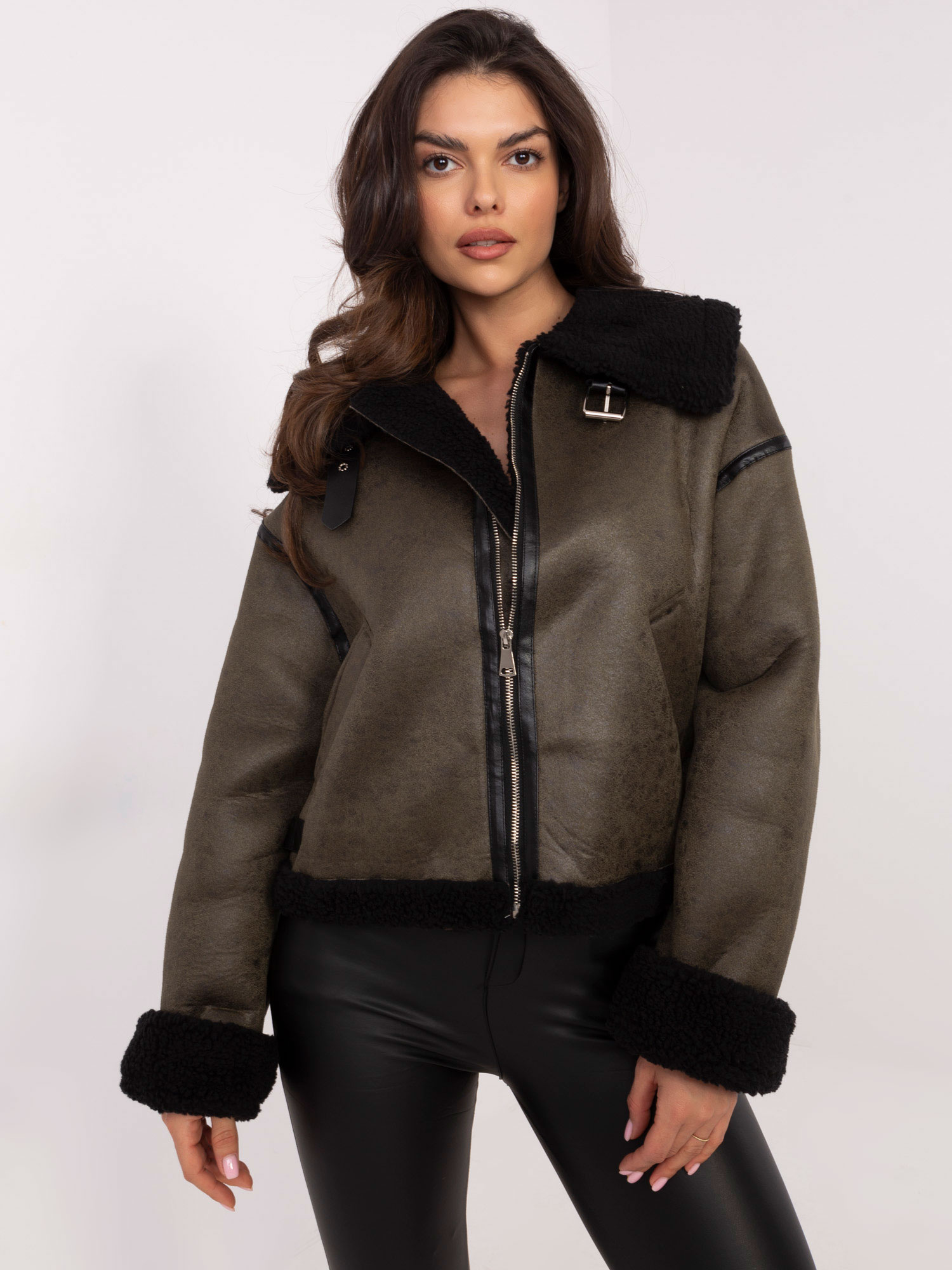 Khaki dámska zateplená koženková bunda NM-KR-D5620-2.29-khaki Veľkosť: S/M