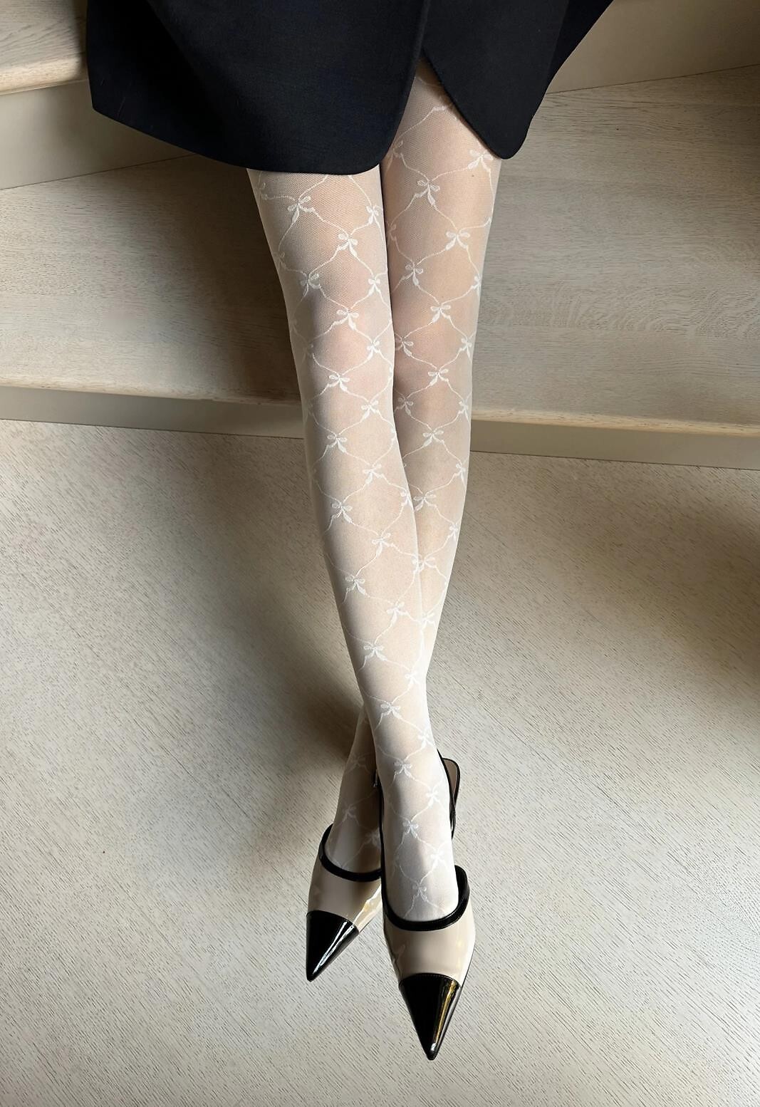 Dámske vzorované silonky Veneziana Daniela 20 deň 2-4 Veľkosť: 4-L, Barva: smotanová