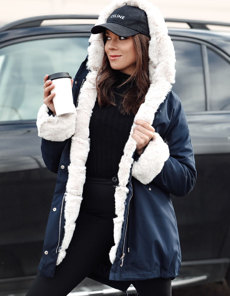 Tmavomodrá dámska zateplená parka s kožúškom STARBURST TY4764 Veľkosť: S