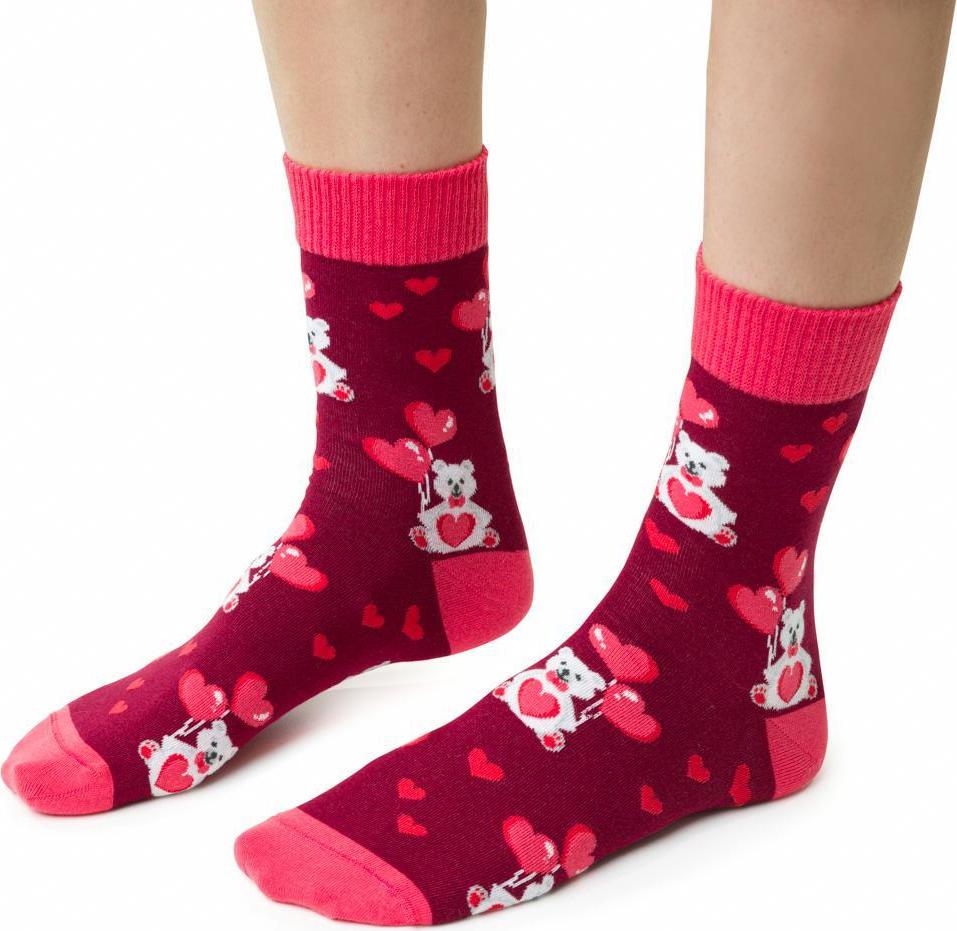 Červené dámske valentínske ponožky Art.136 CN122, BURGUNDY Veľkosť: 35/37