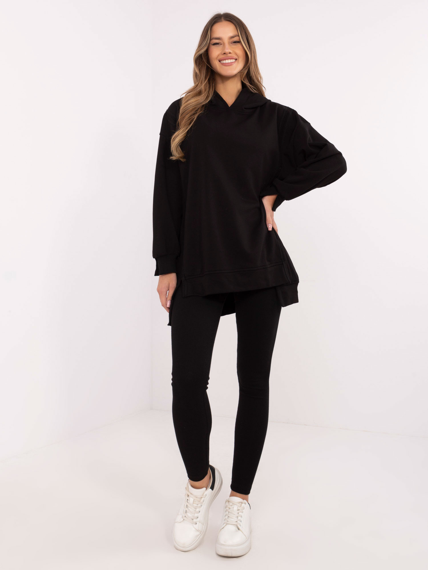 Čierna dámska súprava s rebrovanými legínami EM-KMPL-858.05X-black Veľkosť: ONE SIZE