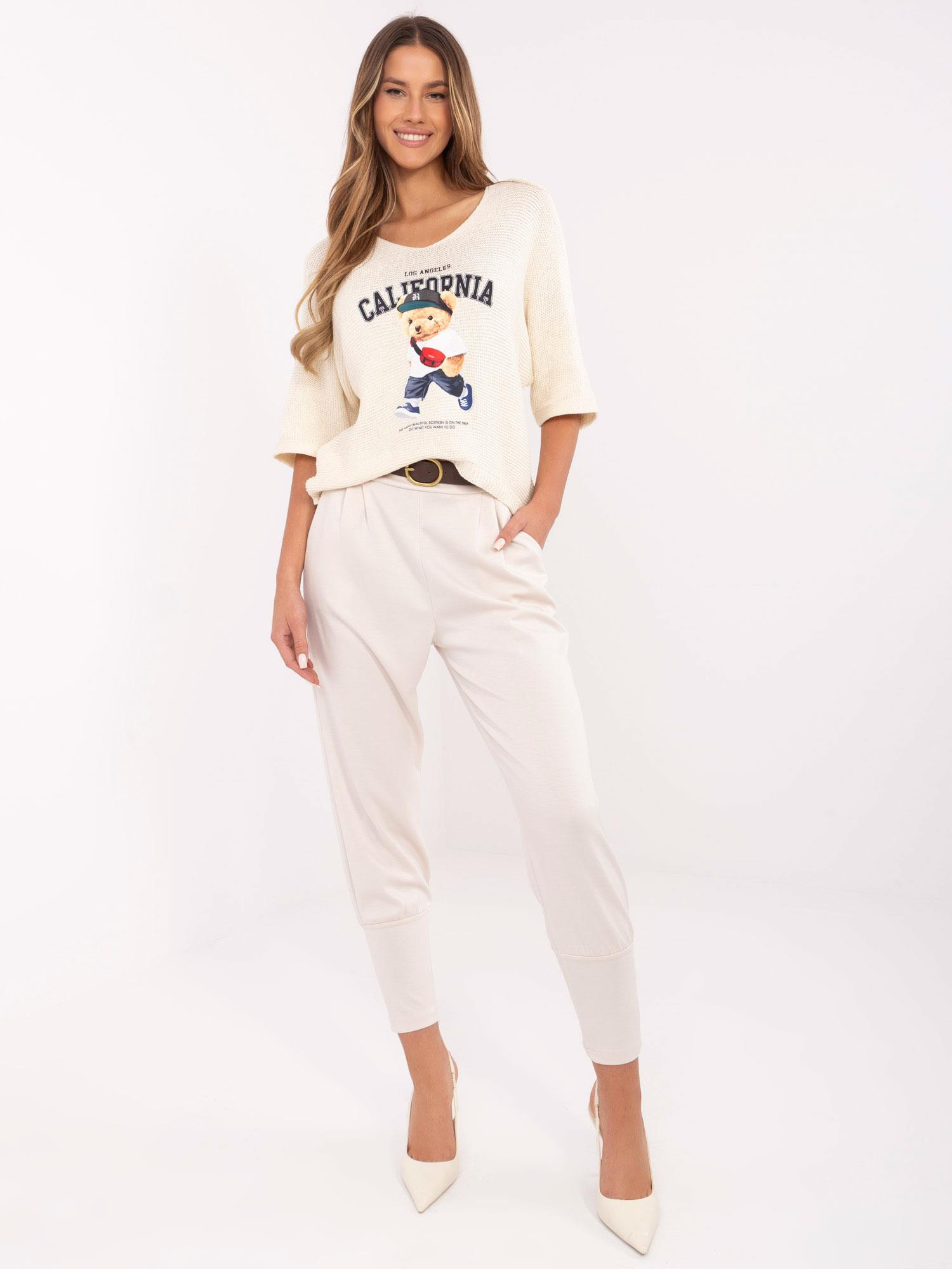 Svetlobéžové dámske teplákové nohavice s opaskom DHJ-SP-20316.16-light beige Veľkosť: ONE SIZE