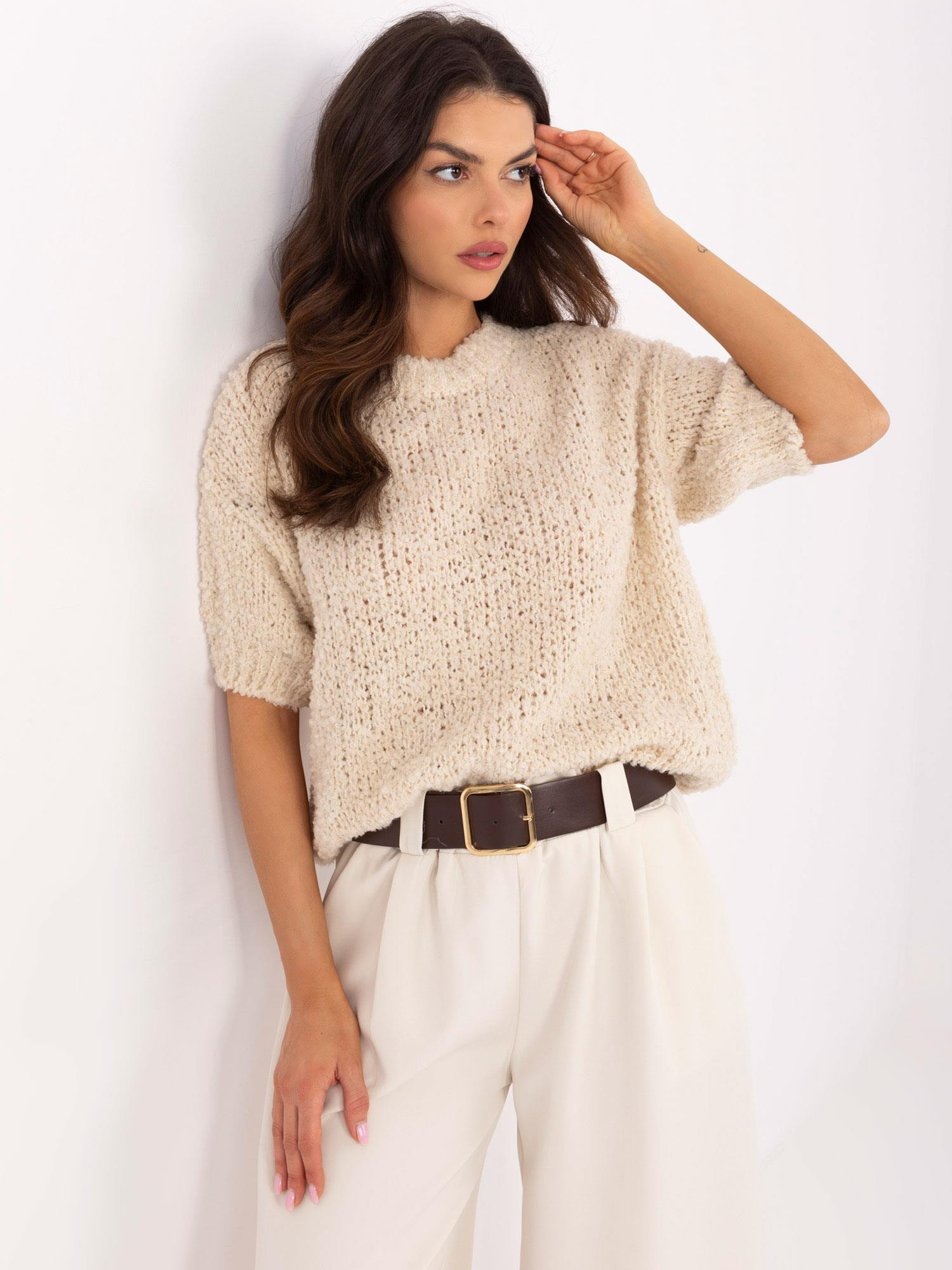 Béžový oversized pletený sveter s krátkym rukávom MI-SW-2701.23-beige Veľkosť: ONE SIZE