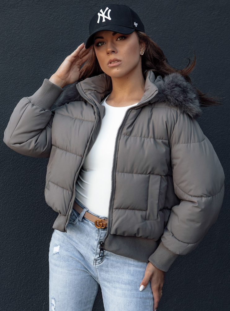 Tmavosivá dámska zimná prešívaná bunda s kožúškom na kapucni COLDPACK TY4428 Veľkosť: L