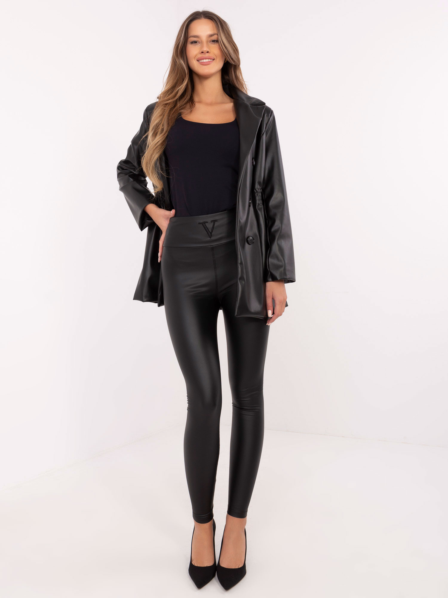 Čierne dámske zateplené koženkové legíny NM-LG-TR1853.23-black Veľkosť: M