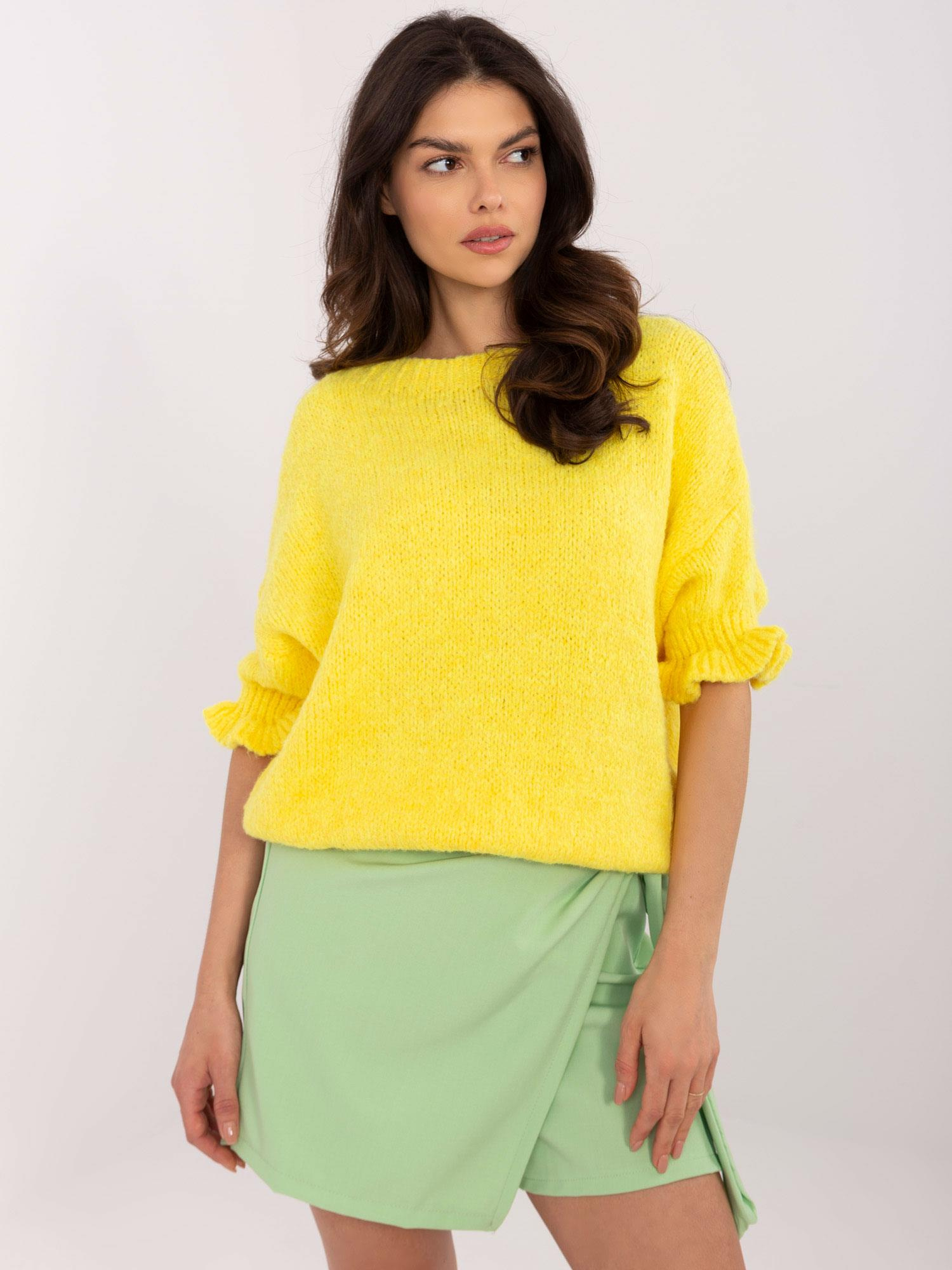 Neónovo žltý dámsky oversize sveter s volánmi na rukávoch MI-SW-2913.99-yellow Veľkosť: ONE SIZE