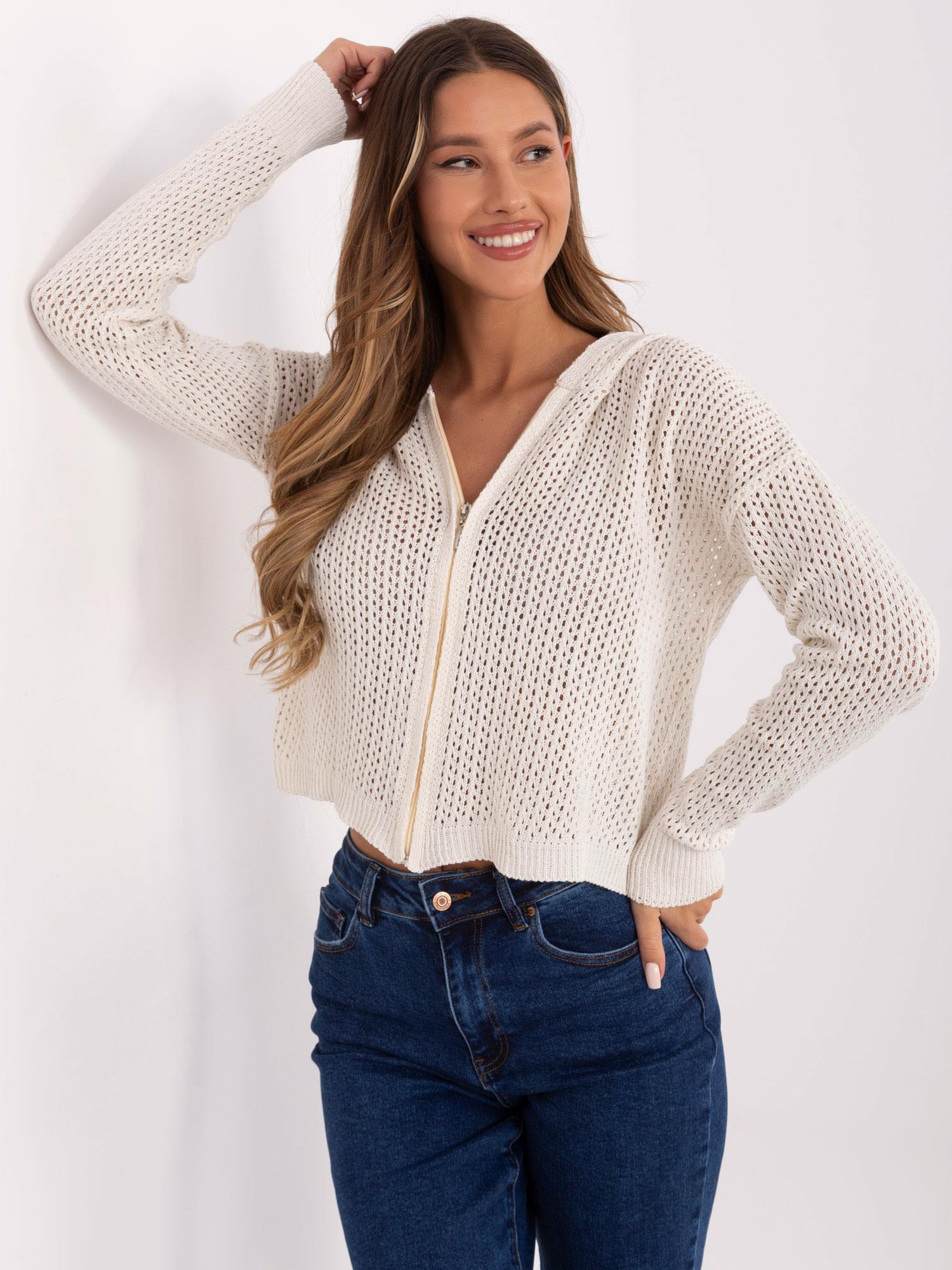 Svetlobéžový dámsky prelamovaný sveter s kapucňou a zapínaním na zips CLM-SW-1808.68-light beige Veľkosť: ONE SIZE