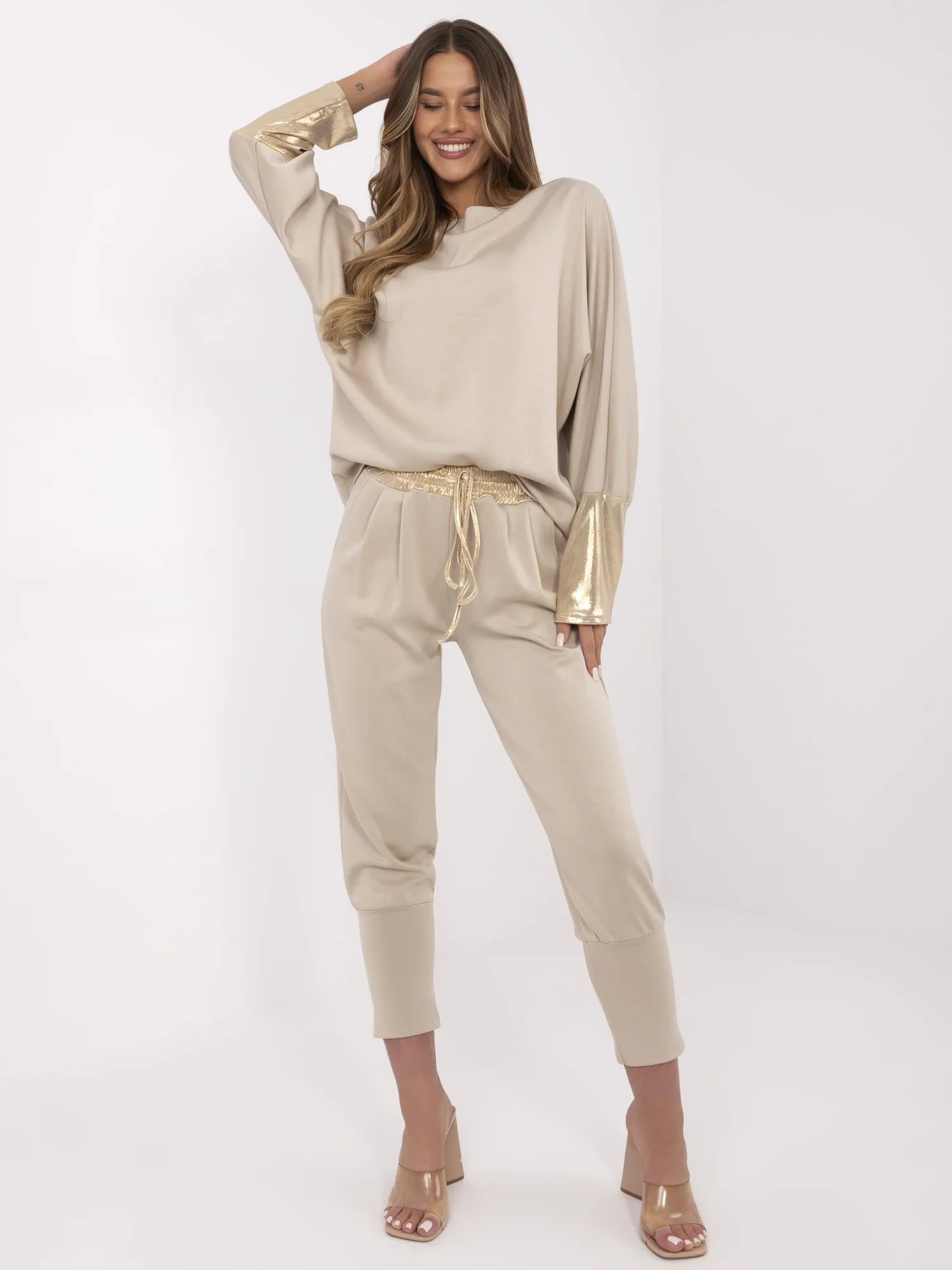 Béžová dámska súprava so zlatými vsadkami DHJ-KMPL-9311.97-beige Veľkosť: ONE SIZE