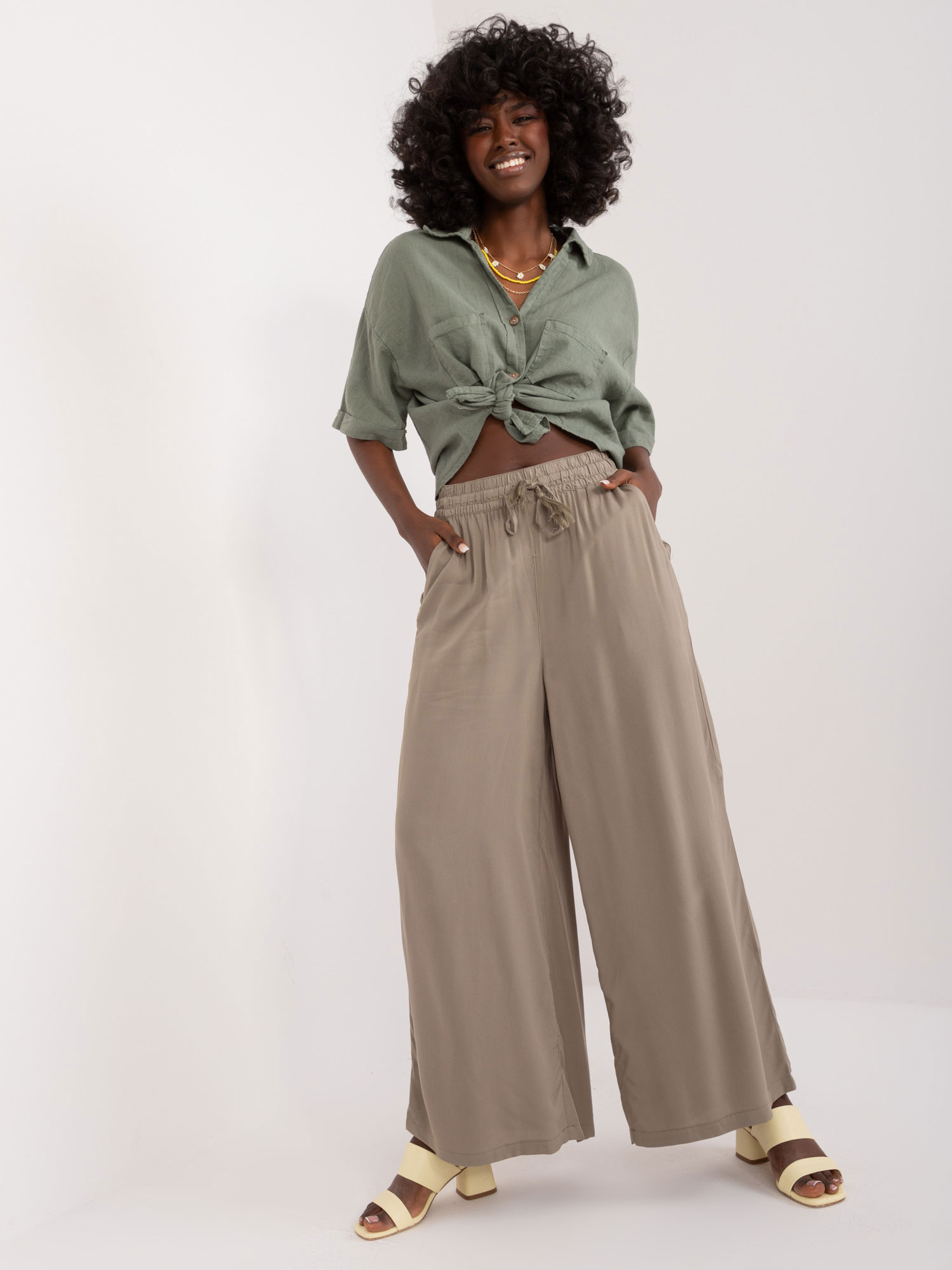 Khaki široké nohavice -D73761M62237E-kaki Veľkosť: L