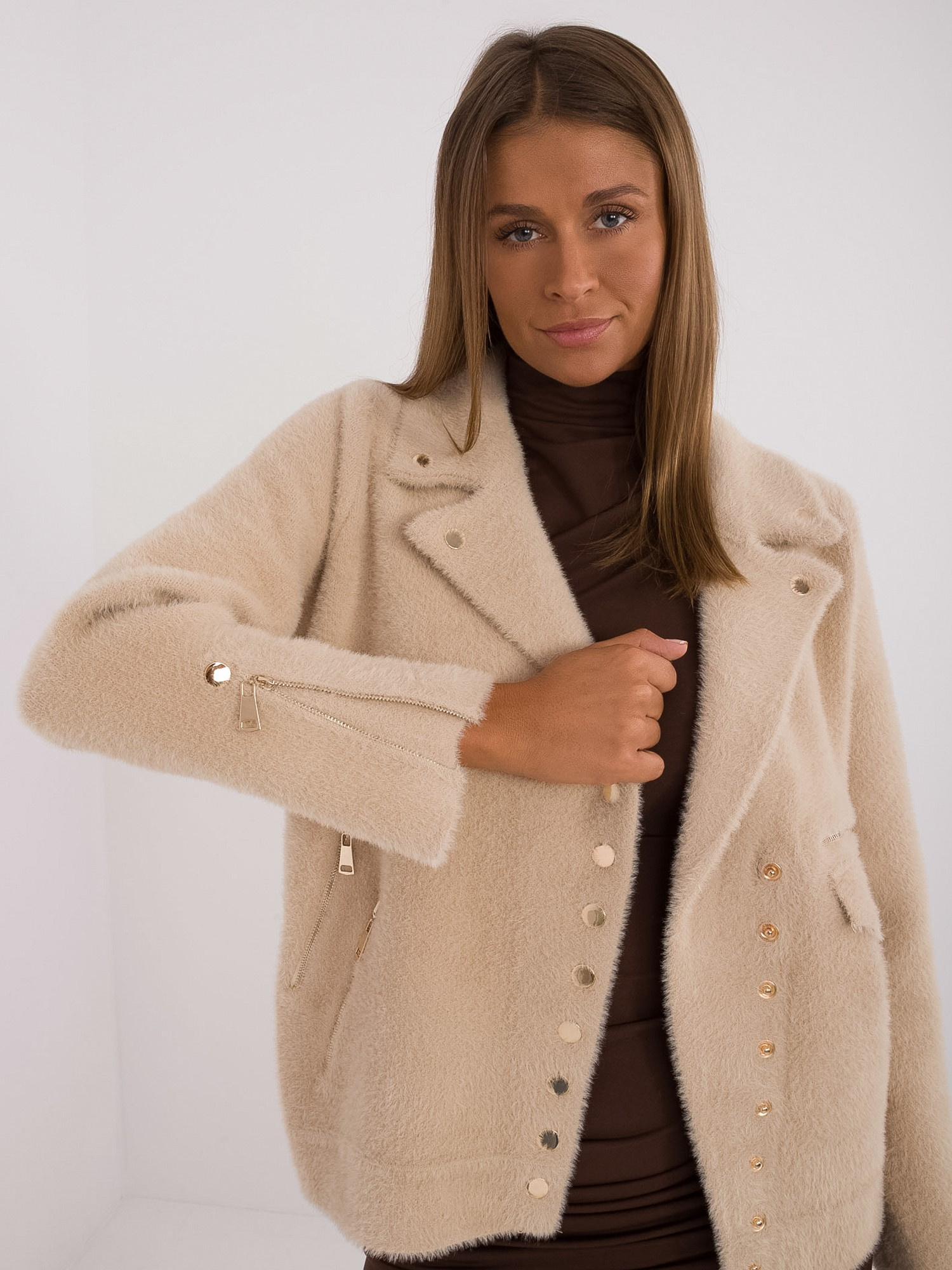Béžový dámsky kabátik z alpaky MBM-KR-250.77-beige Veľkosť: ONE SIZE
