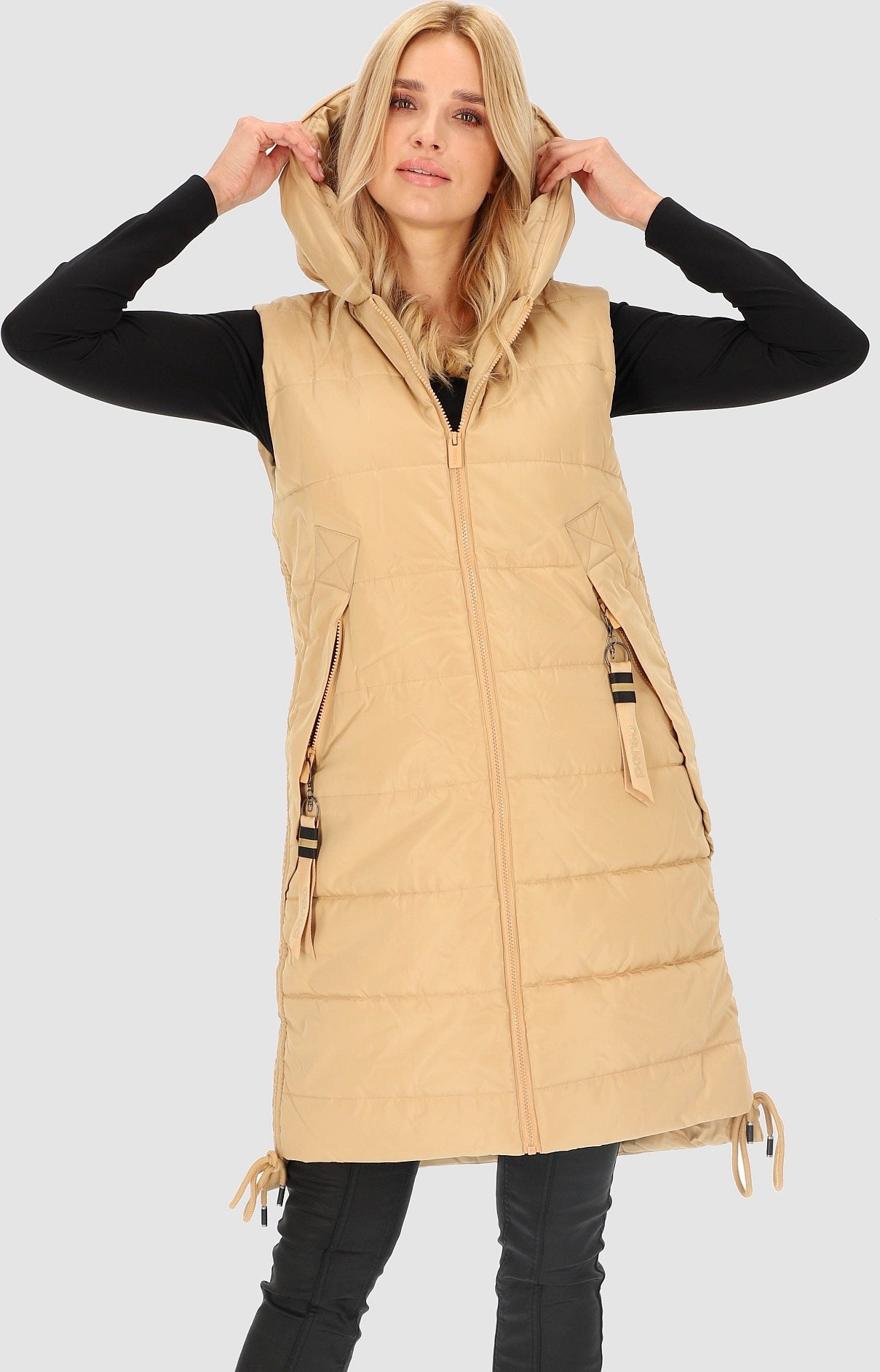 Dlhá béžová zateplená dámska vesta s kapucňou BLH 235500 F - Beige Veľkosť: S