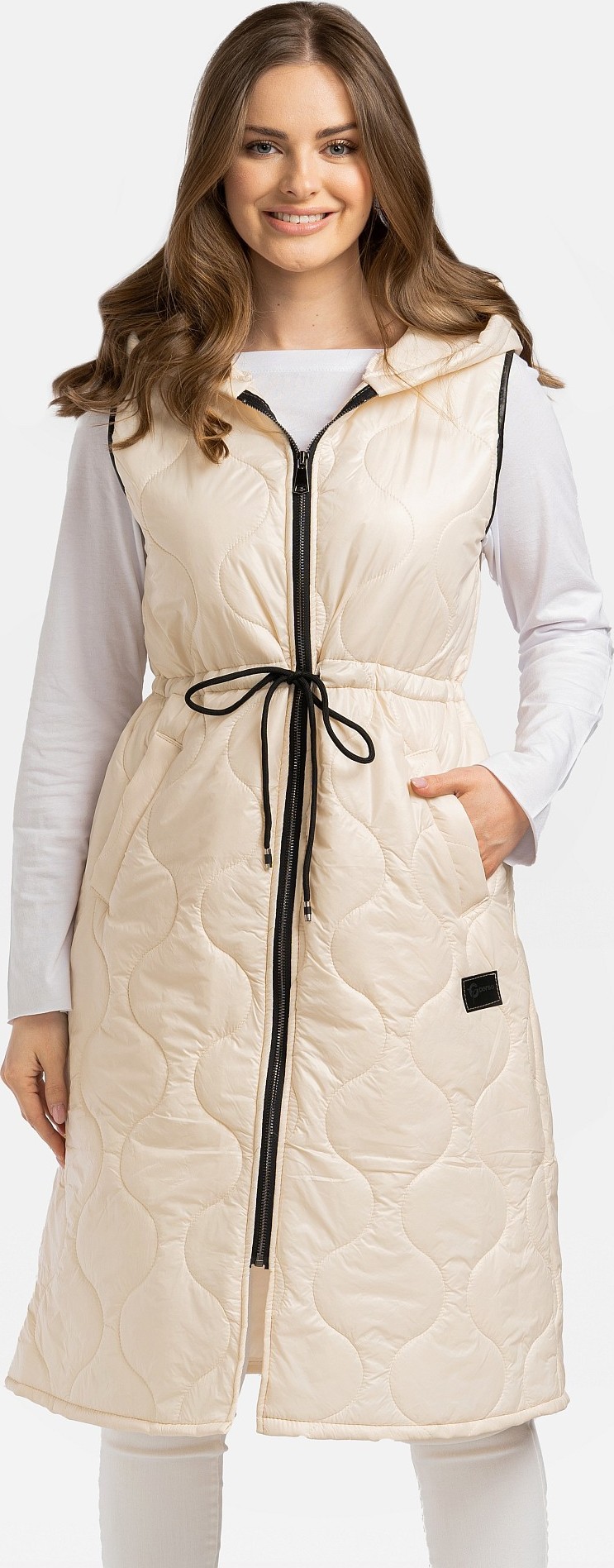 Ľahká smotanová prešívaná dámska vesta so sťahovacími šnúrkami BLE 230011 F - Beige Veľkosť: 2XL