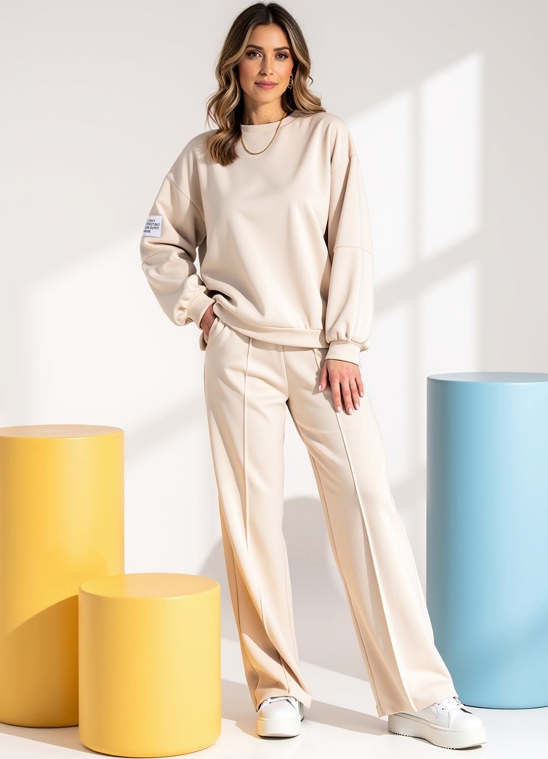 Béžová dámska tepláková súprava z viskózy so širokými nohavicami M1168 Beige Veľkosť: S/M