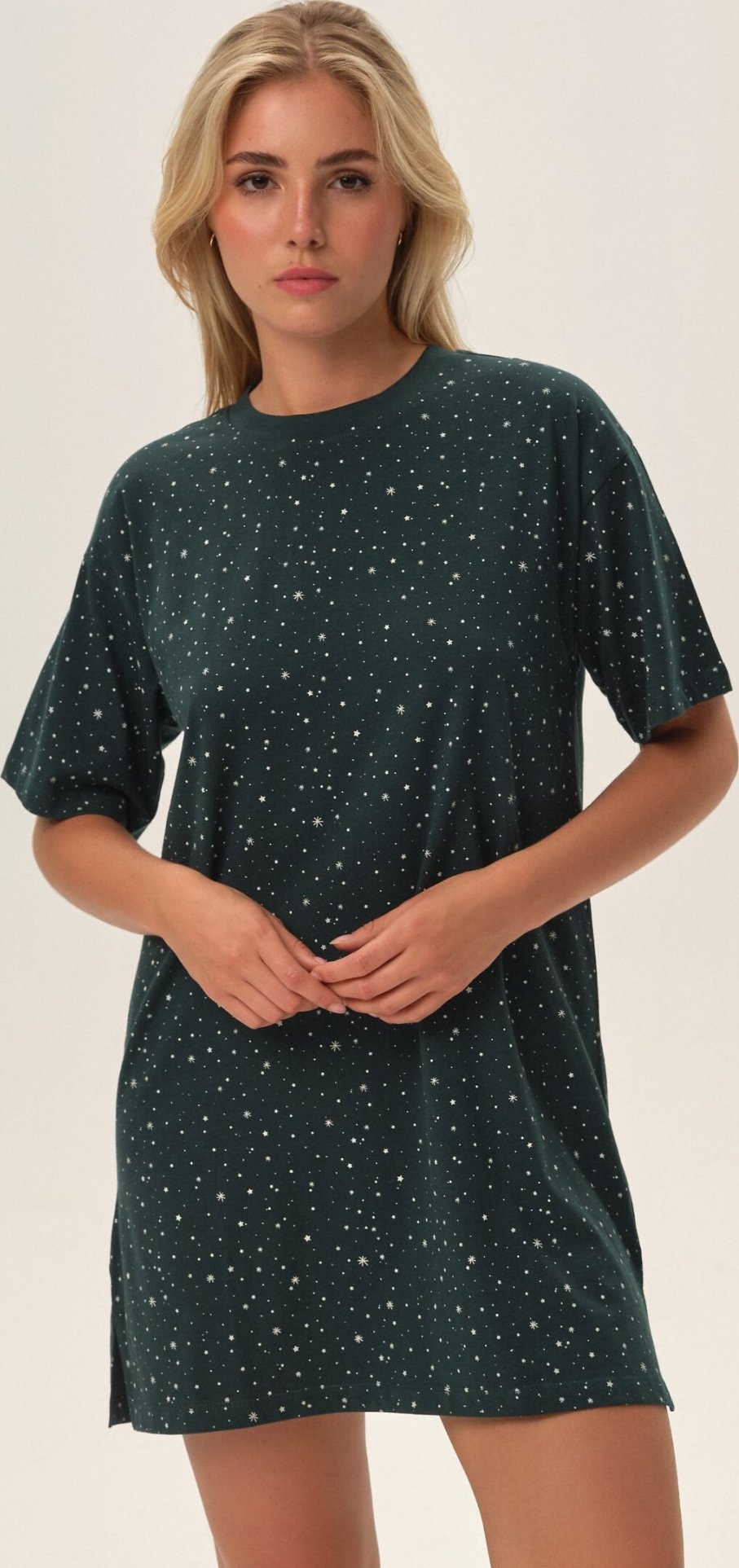 Tmavozelená bavlnená nočná košeľa Henderson Ladies Febe 41890 Kr/r Febe S-XL Veľkosť: 2XL, Barva: tmavozelená