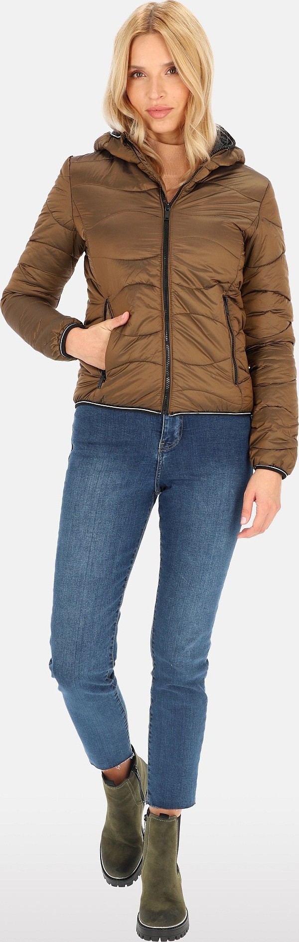 Zlatá dámska krátka prechodová bunda s prešívaním BLH 91C0022 F - Gold Veľkosť: S