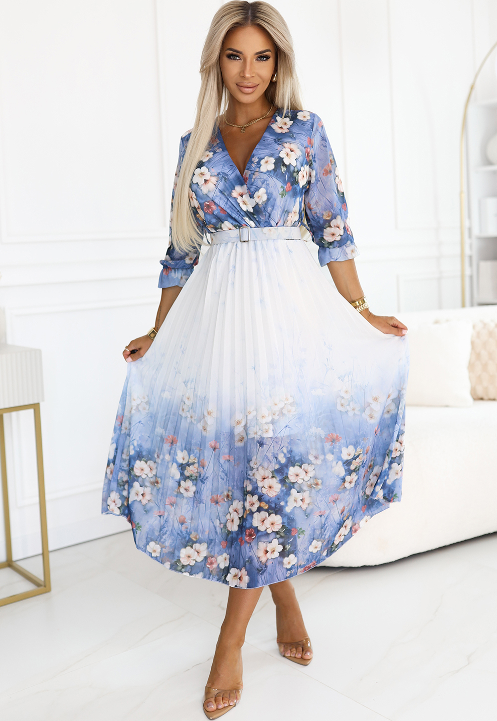 Modro-biele dámske elegantné šaty s pastelovými kvetmi a 3/4 rukávom 605-1 Veľkosť: ONE SIZE